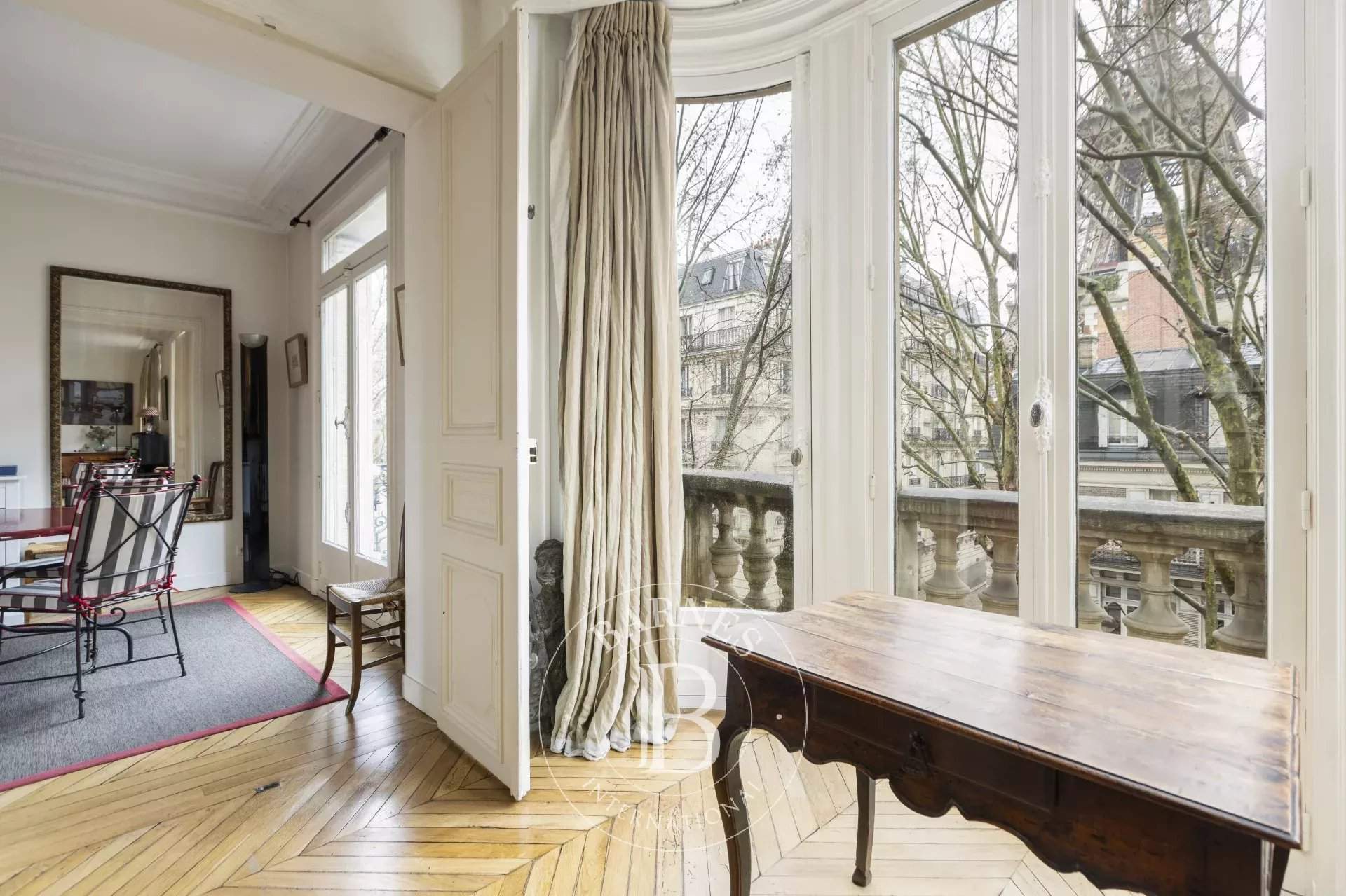 Paris  - Appartement 5 Pi&egrave;ces 3 Chambres - picture 5