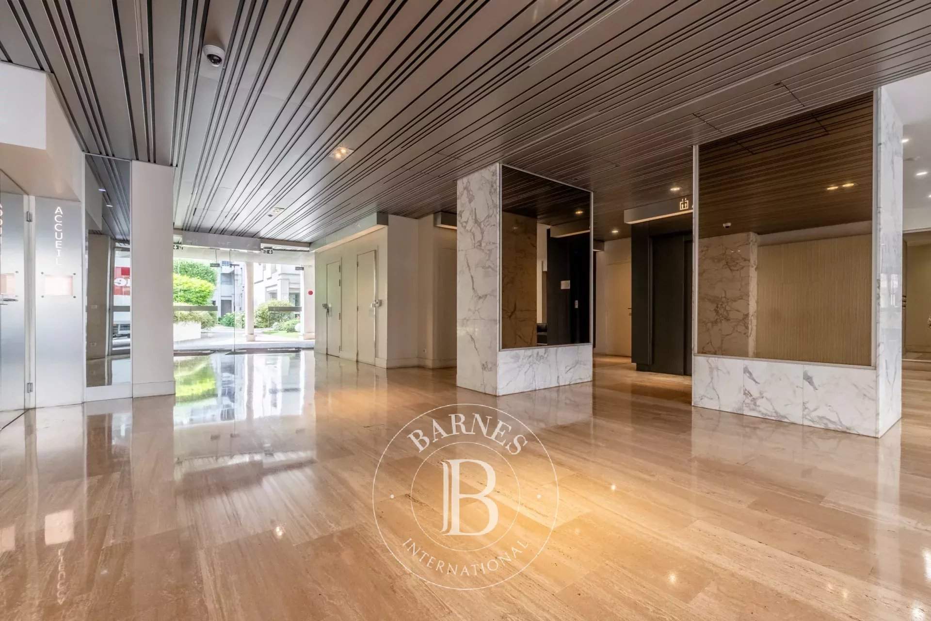 Paris  - Appartement 6 Pi&egrave;ces 4 Chambres - picture 9