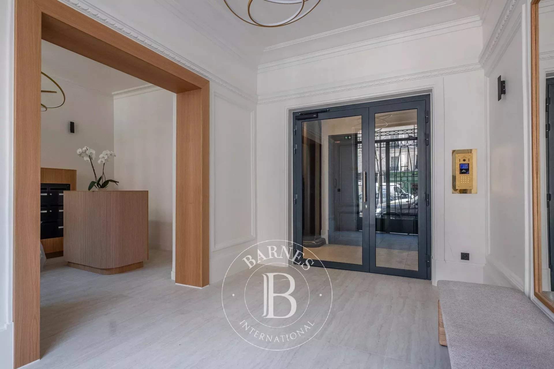 Paris  - Apartment 3 Bedrooms - picture 12