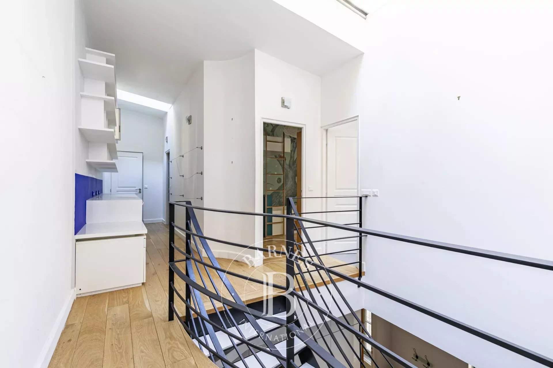 Paris  - House 4 Bedrooms - picture 17