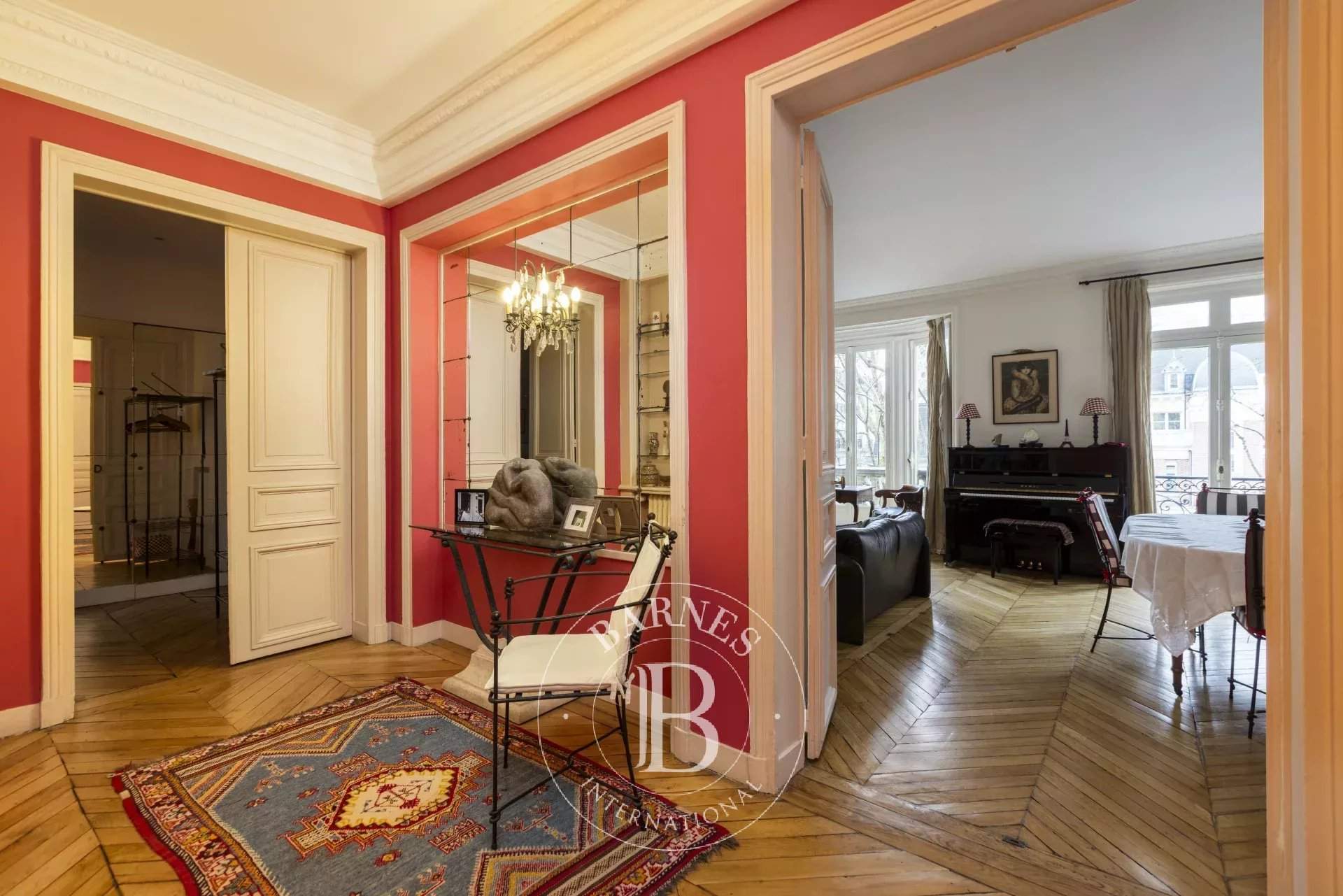 Paris  - Appartement 5 Pi&egrave;ces 3 Chambres - picture 8