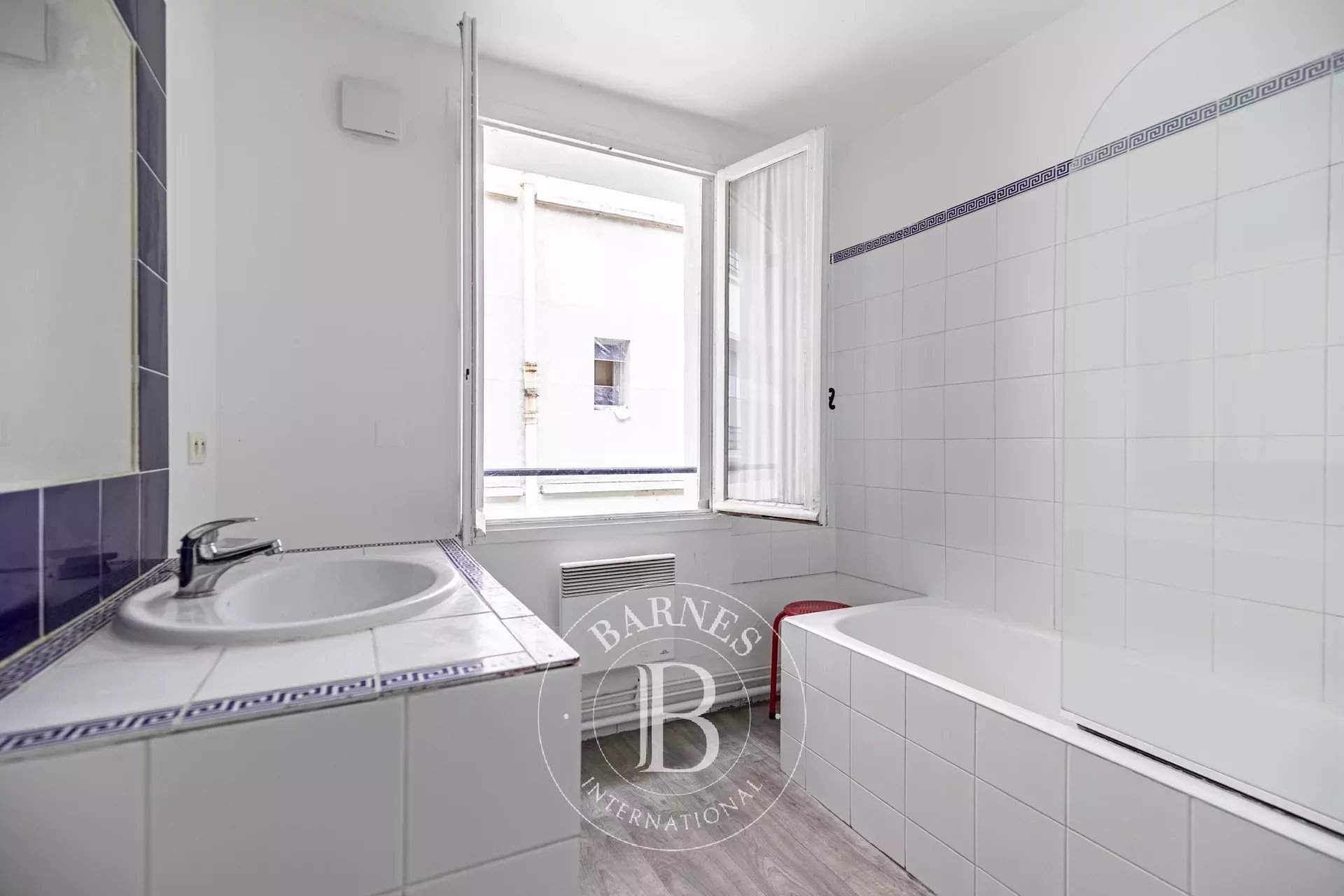 Paris  - Apartment 3 Bedrooms - picture 11