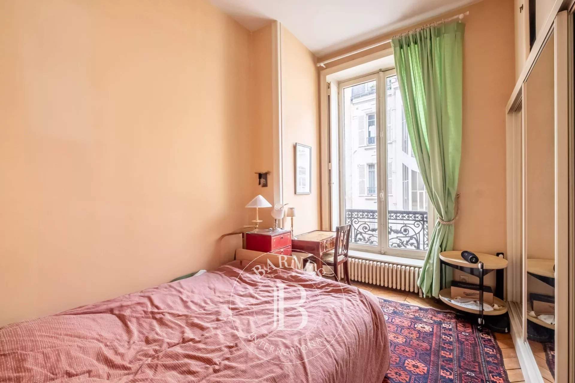 Paris  - Apartment 2 Bedrooms - picture 12