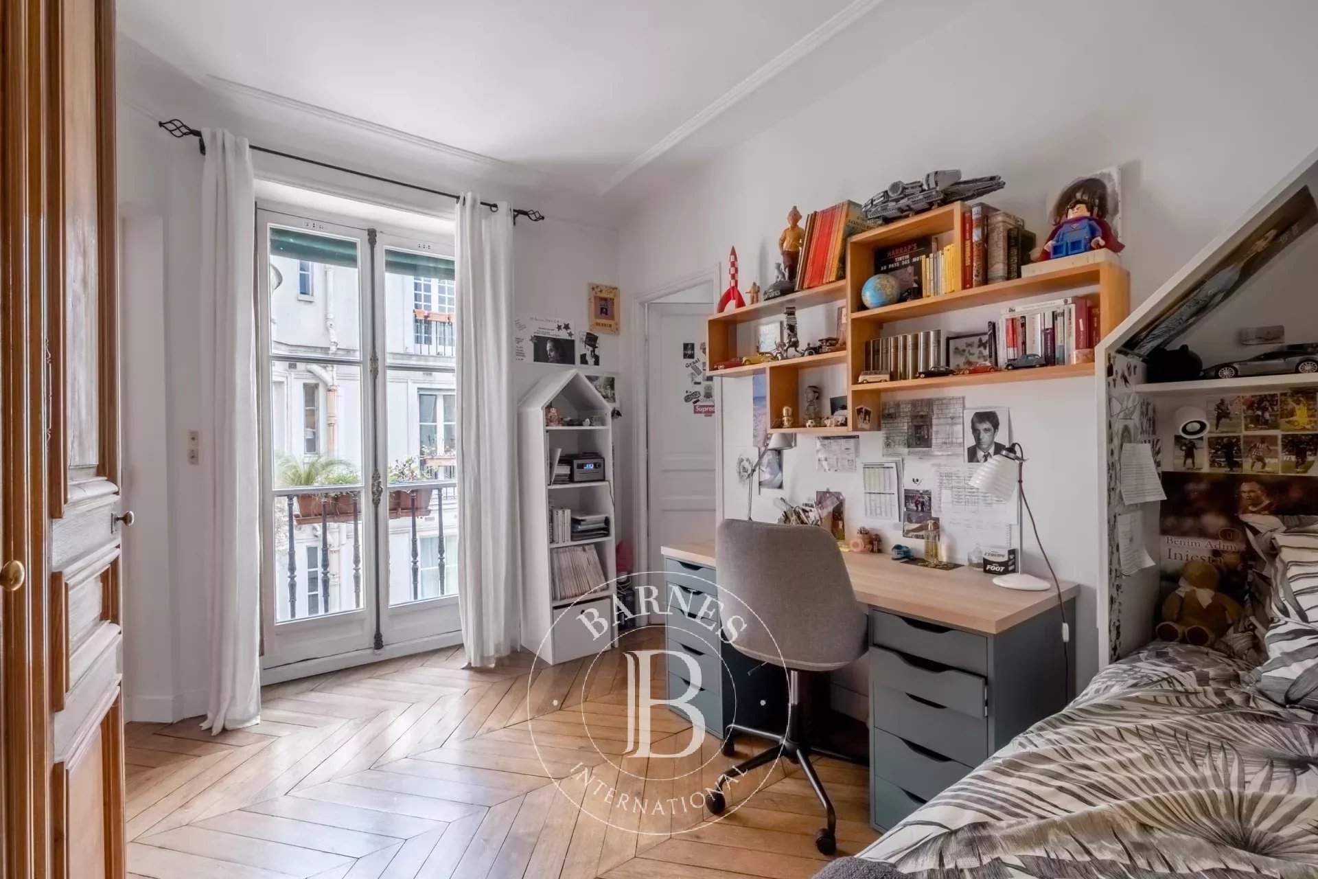 Paris  - Apartment 2 Bedrooms - picture 17