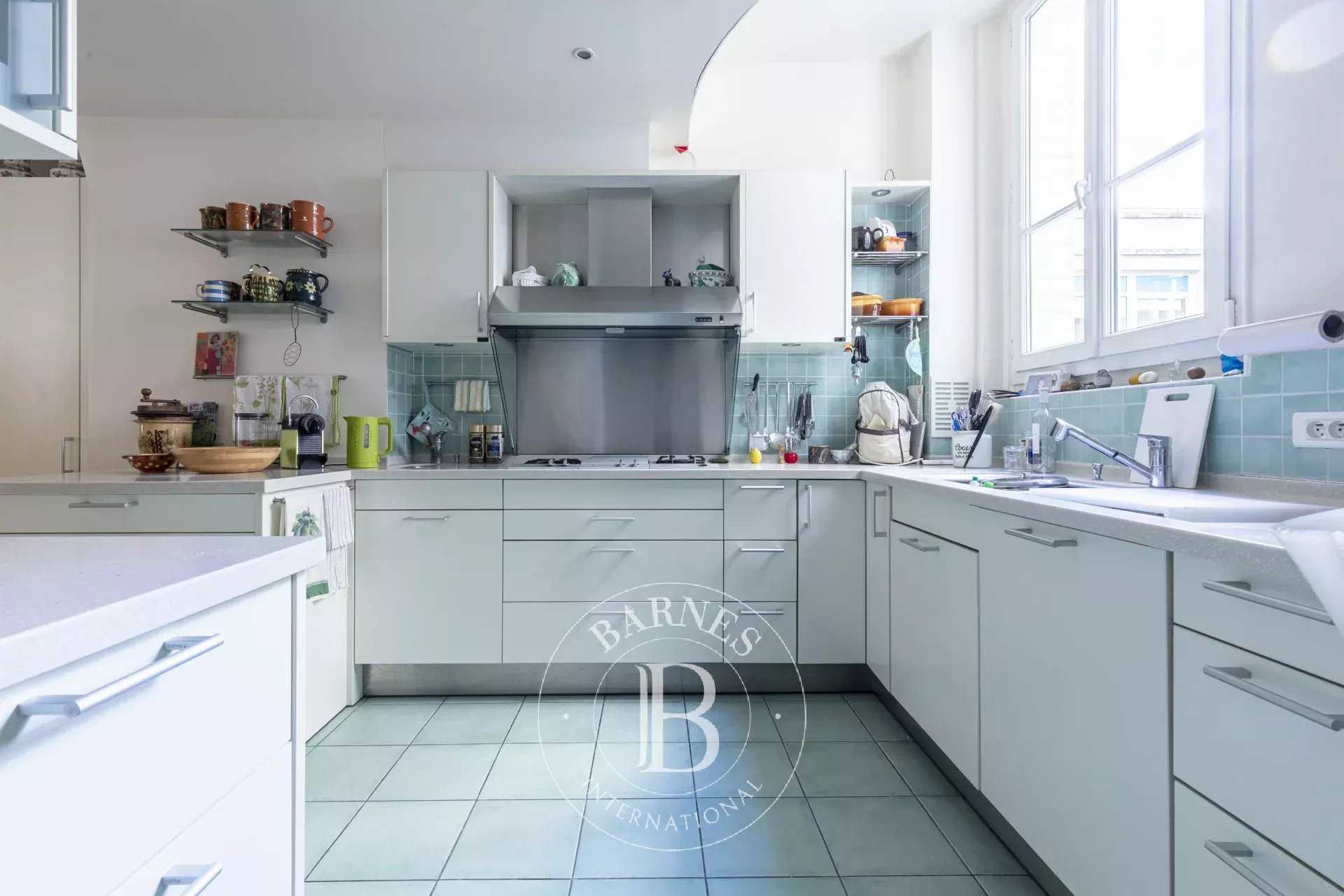 Paris  - Piso 5 Cuartos 3 Habitaciones