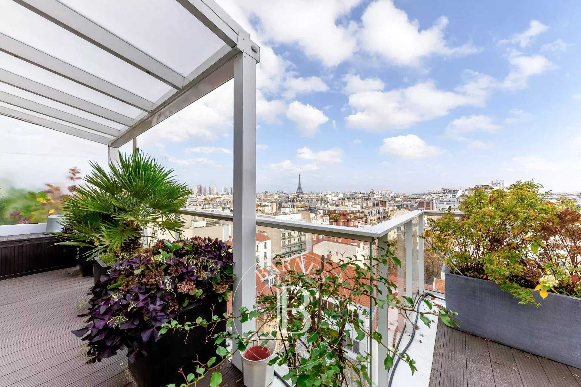 Paris  - Appartement 4 Pièces 2 Chambres