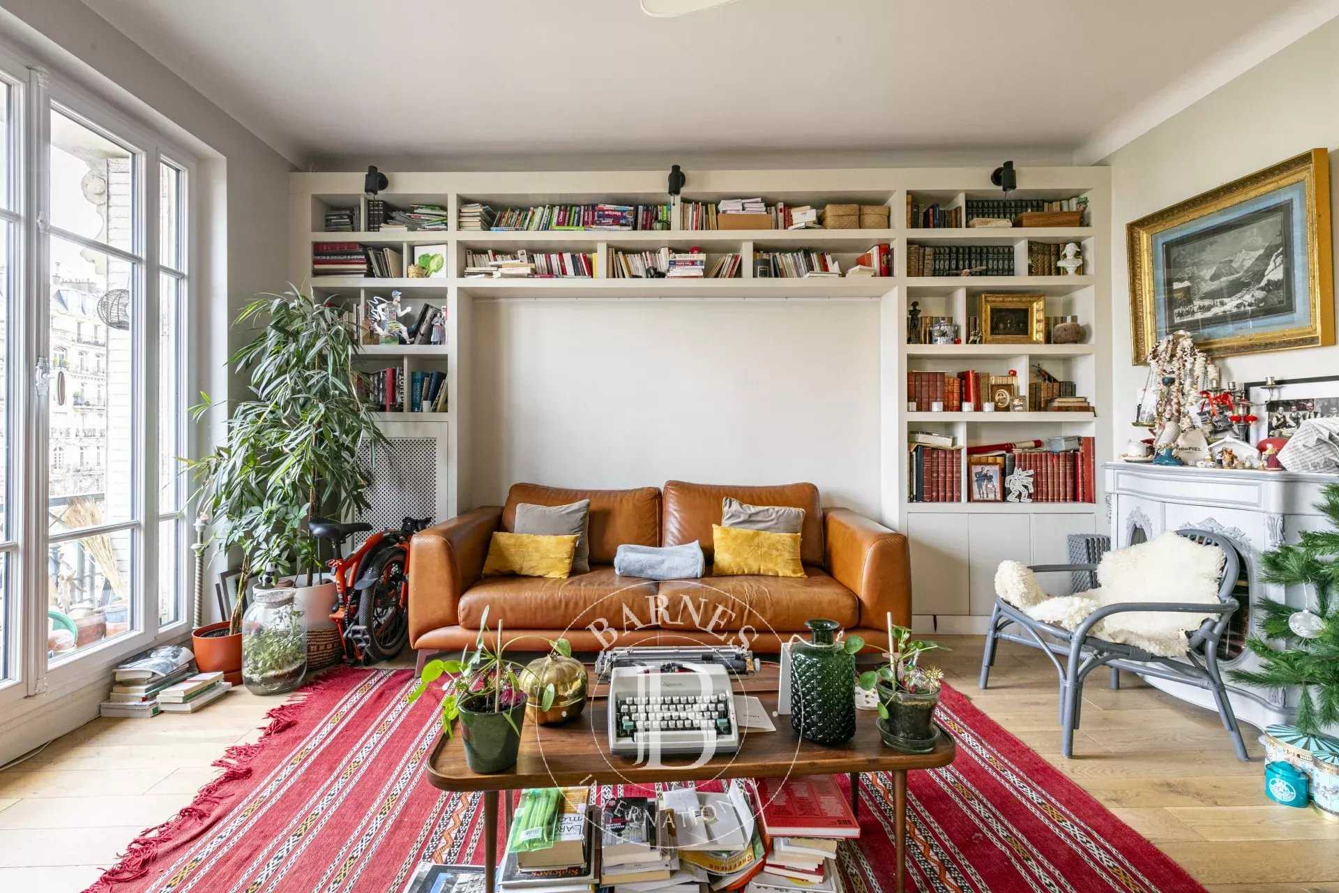 Paris  - Appartement 5 Pi&egrave;ces 4 Chambres