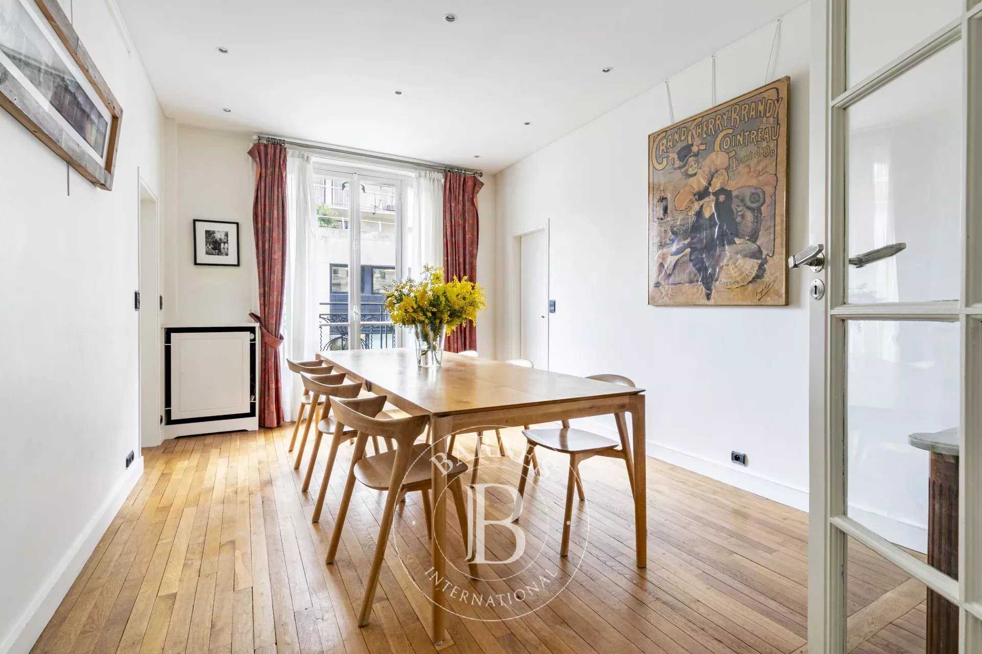 Paris  - Piso 7 Cuartos 4 Habitaciones