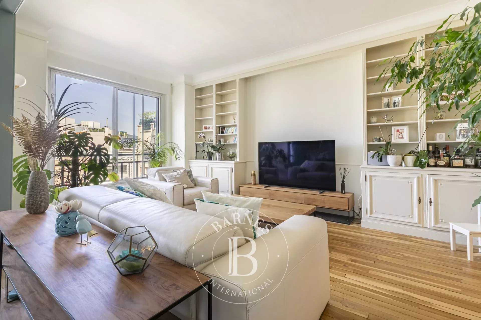 Paris  - Apartment 3 Bedrooms