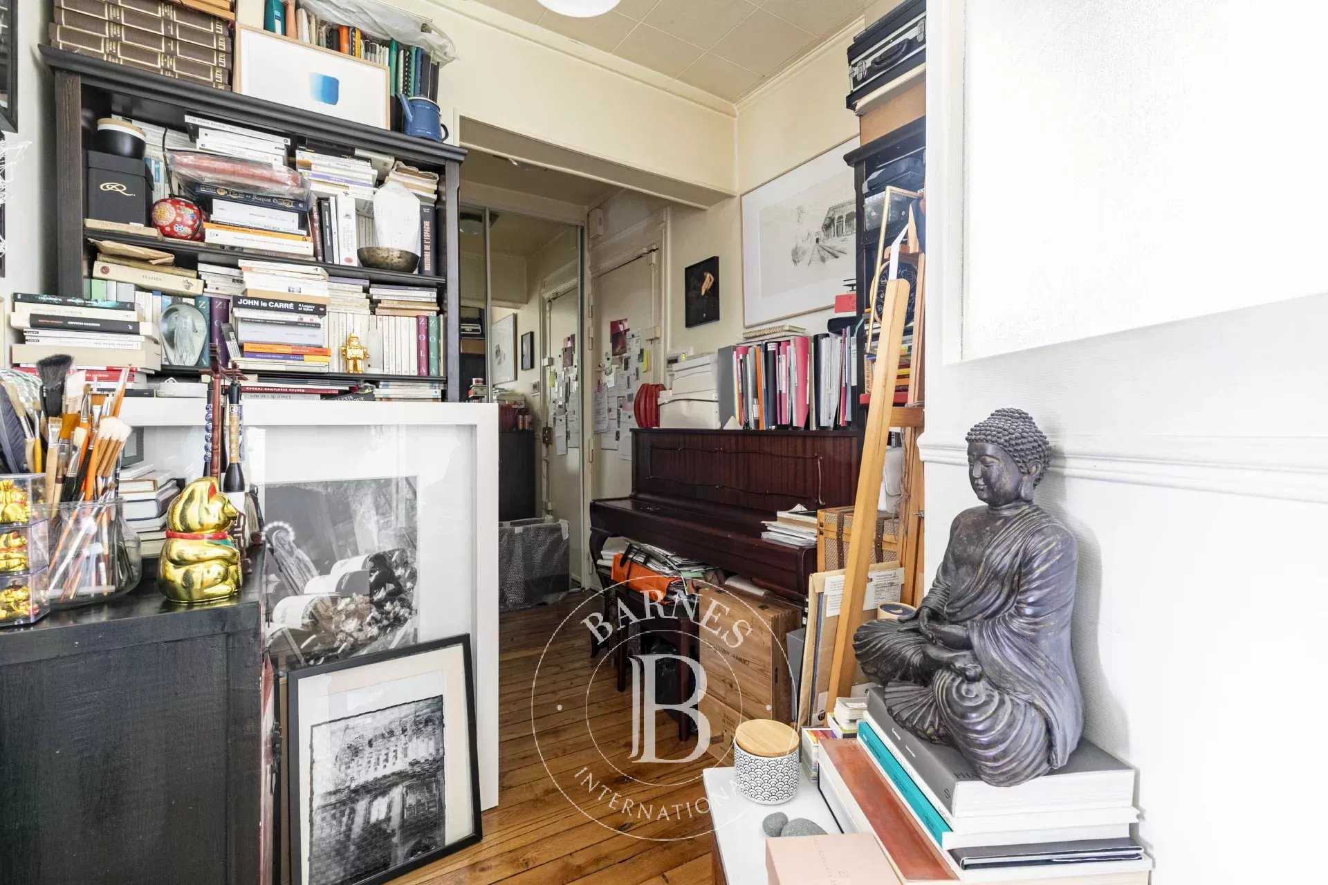 Paris  - Appartement 2 Pièces, 1 Chambre