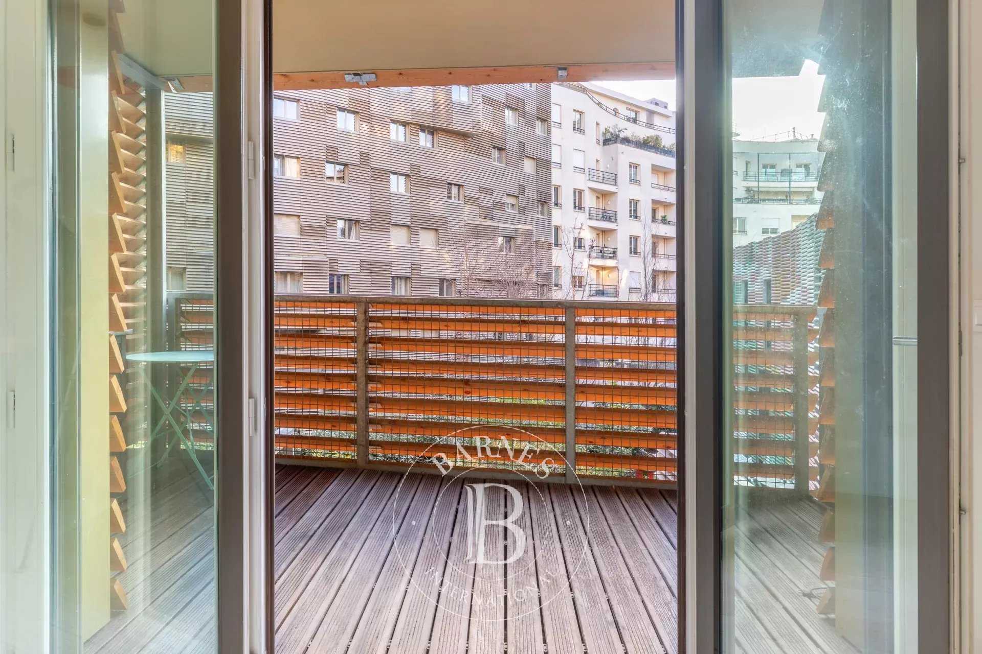 Paris  - Appartement 2 Pièces, 1 Chambre