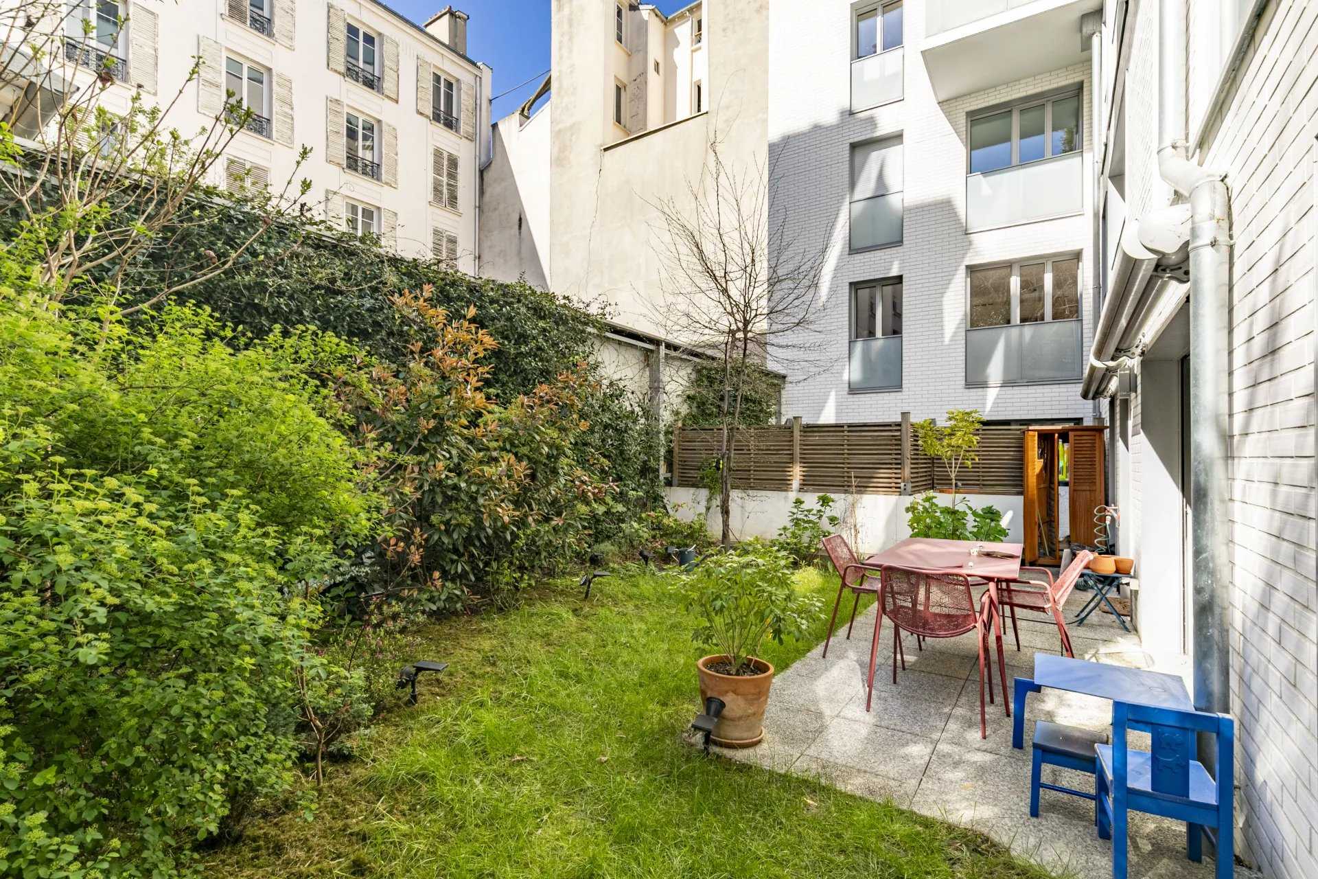 Paris  - Apartment 3 Bedrooms