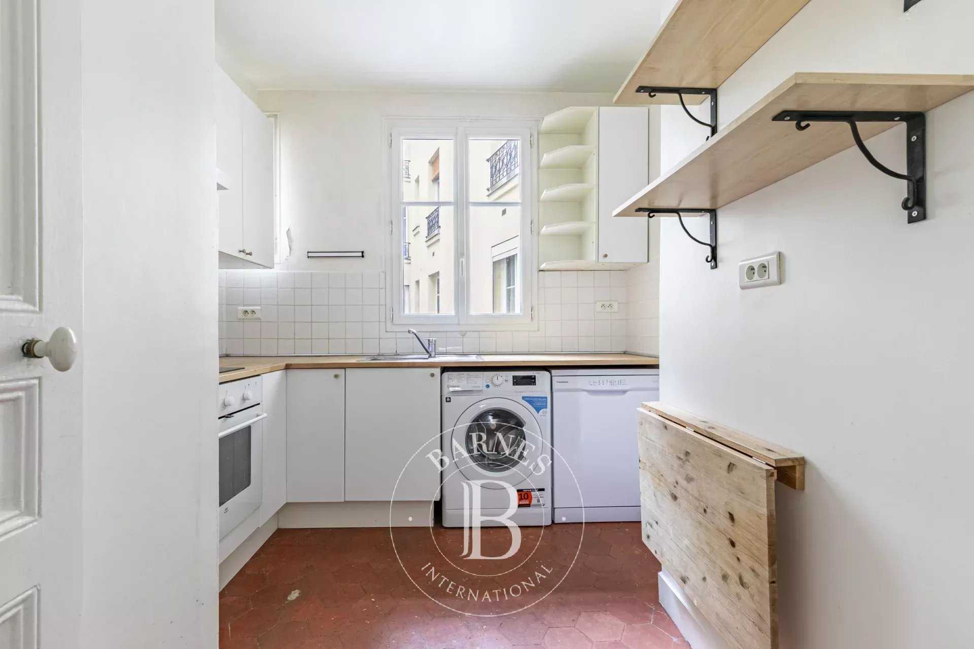 Paris  - Apartment 2 Bedrooms