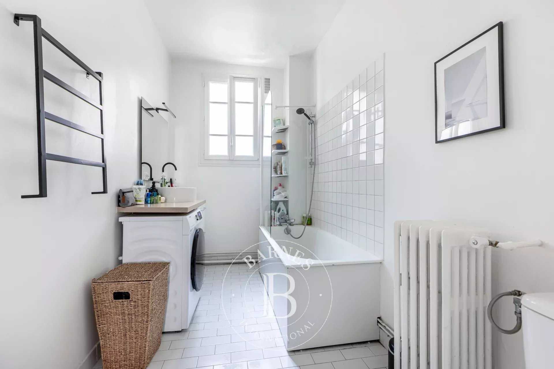 Paris  - Apartment 2 Bedrooms