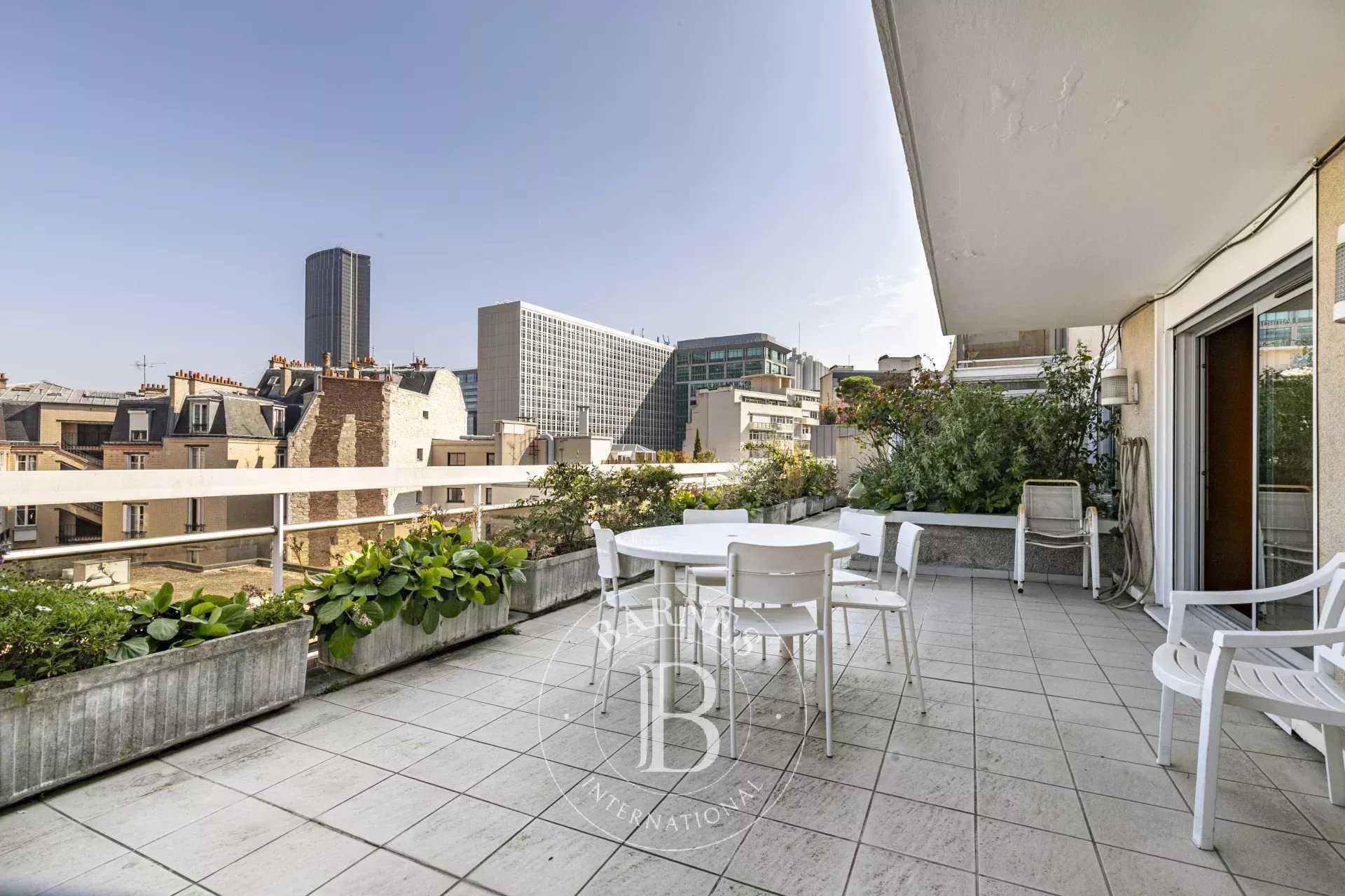 Paris  - Apartment 4 Bedrooms