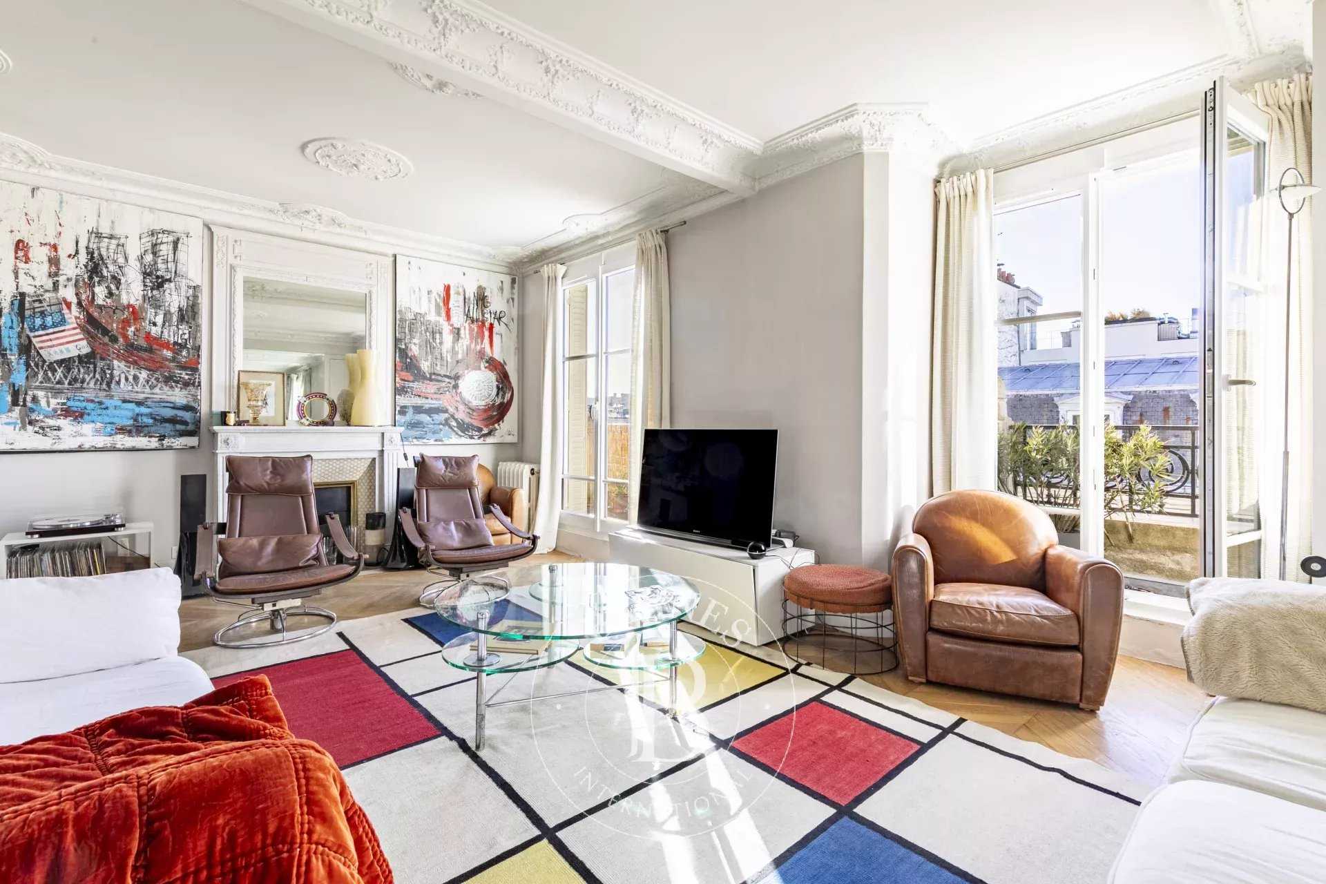 Paris  - Apartment 4 Bedrooms