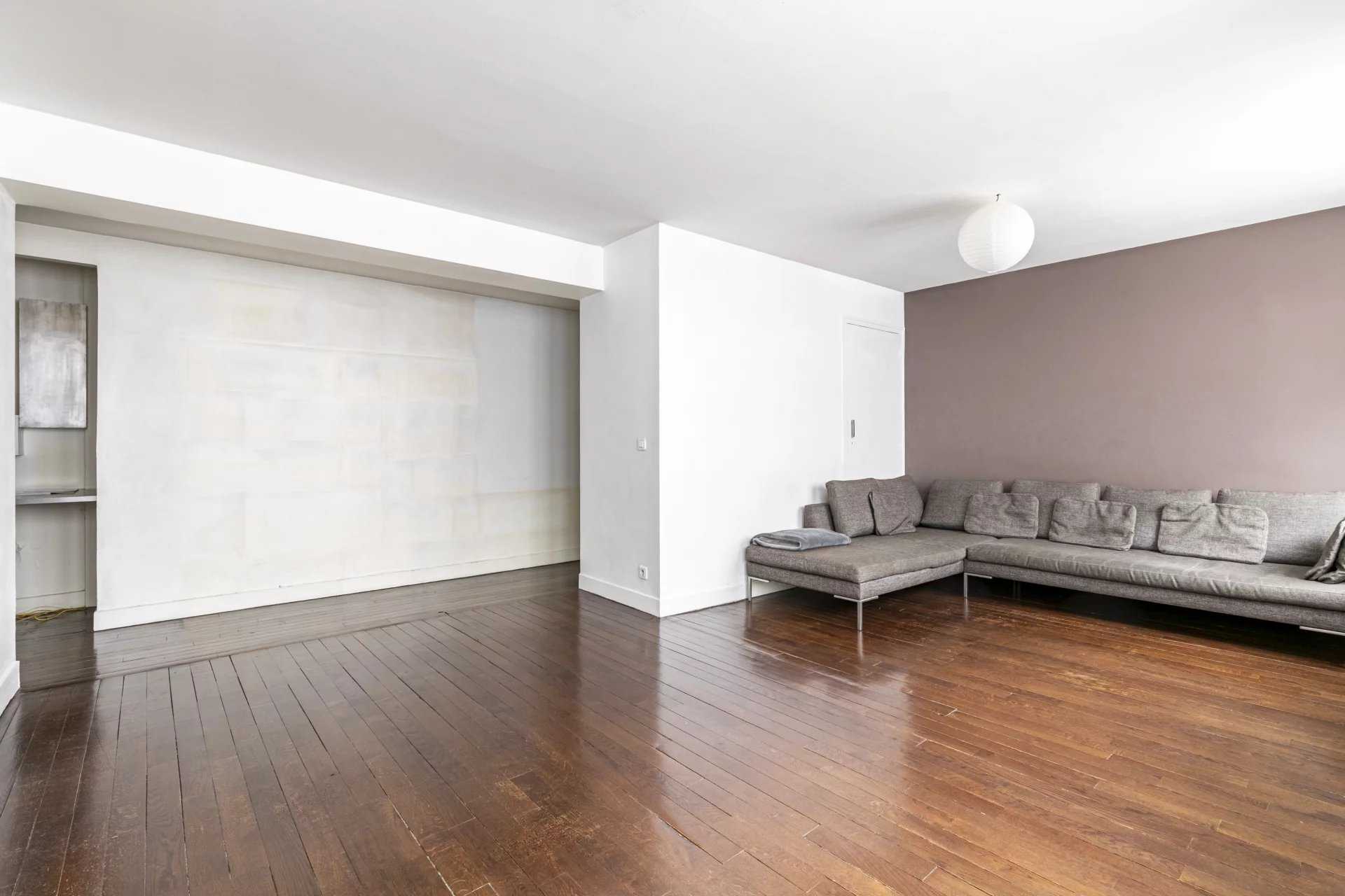 Paris  - Appartement 3 Pi&egrave;ces 2 Chambres