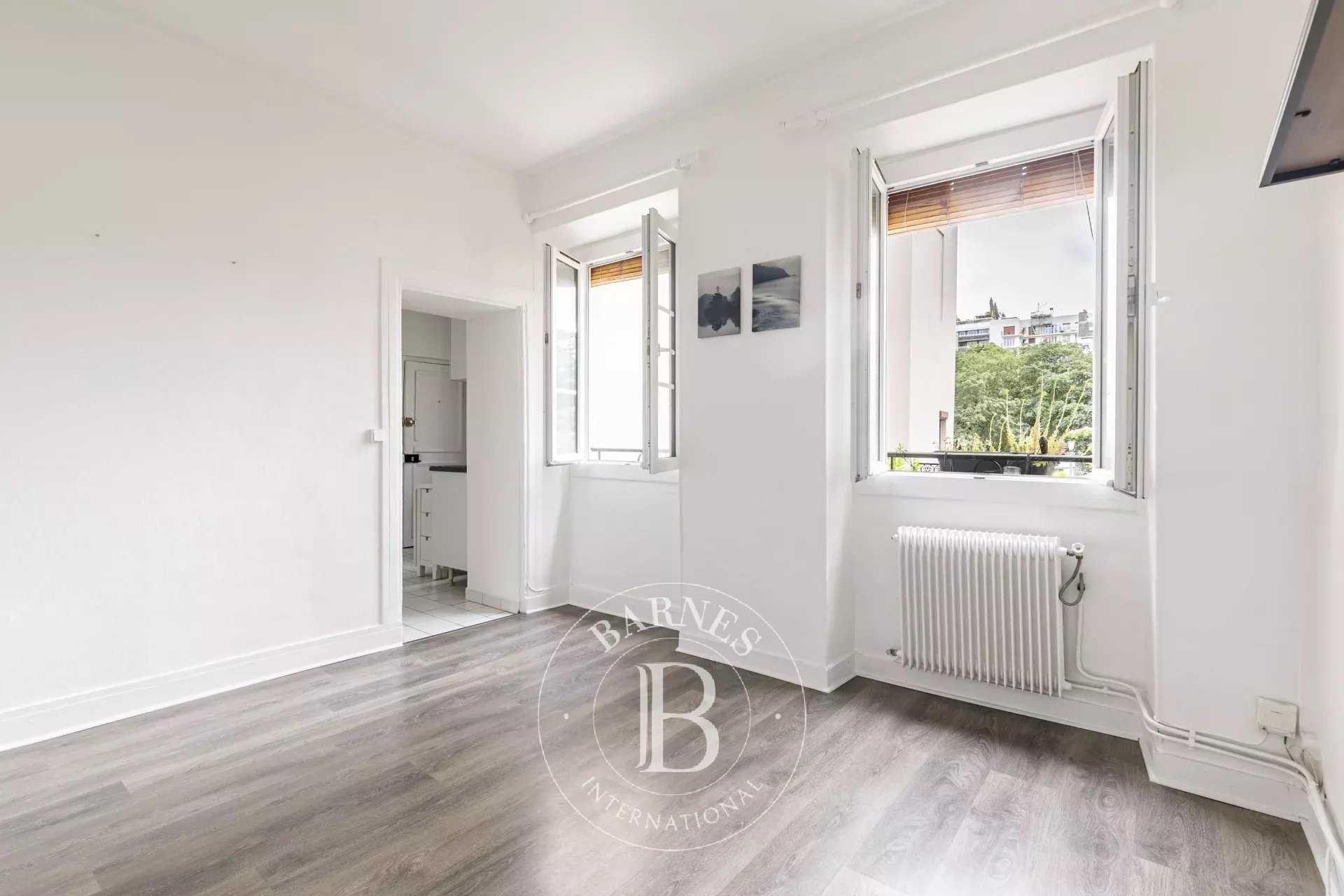 Paris  - Appartement 2 Pi&egrave;ces, 1 Chambre
