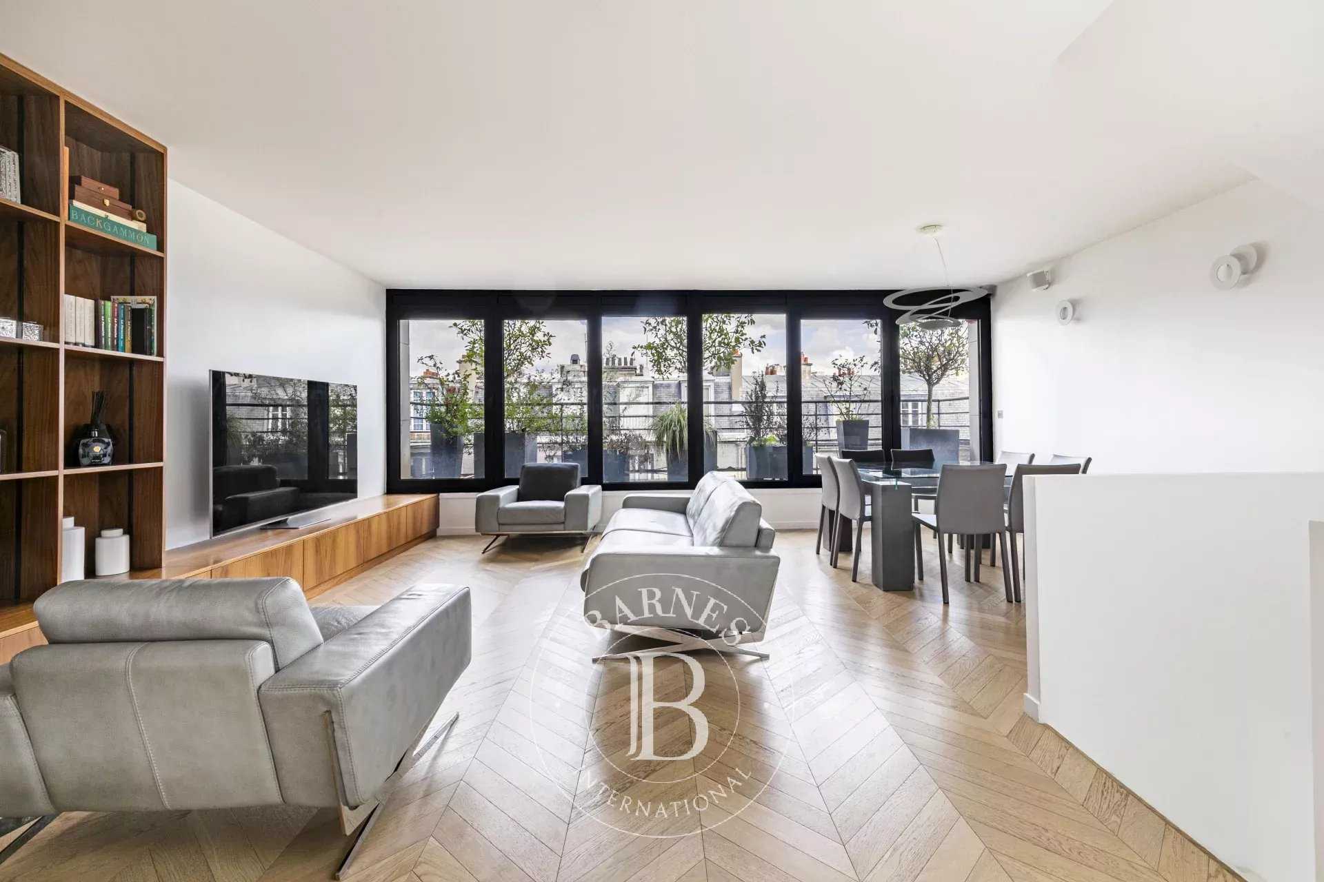 Paris  - Apartment 4 Bedrooms