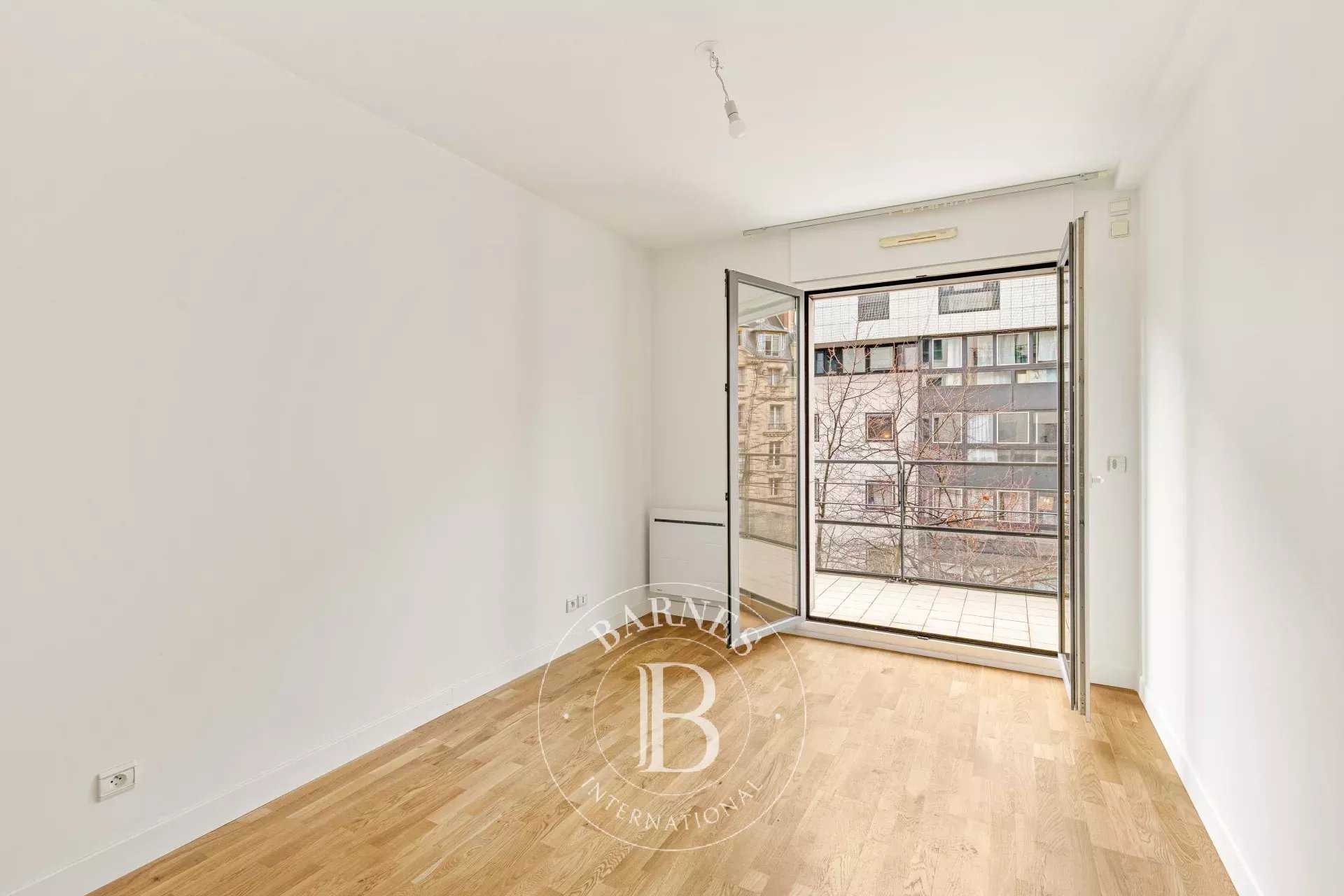 Paris  - Piso 4 Cuartos 3 Habitaciones