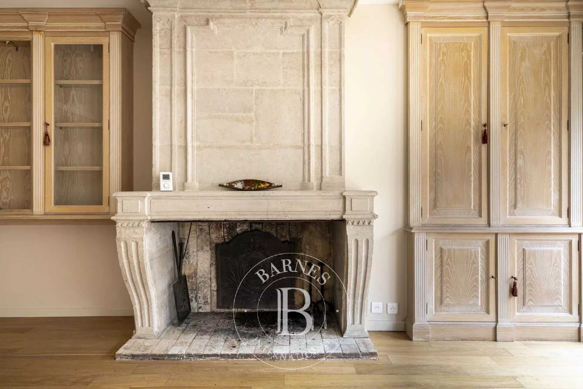 Paris  - Appartement 2 Pièces, 1 Chambre