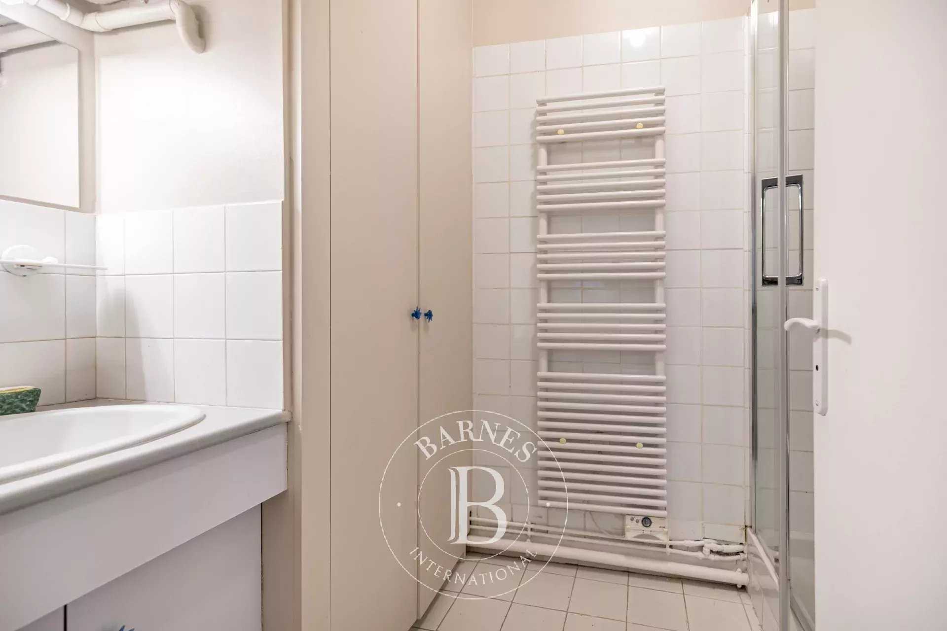 Paris  - Appartement 2 Pi&egrave;ces, 1 Chambre