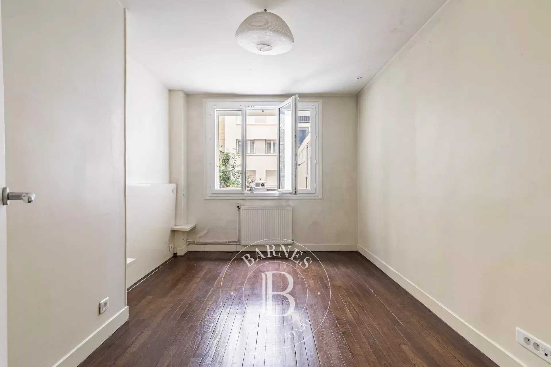 Paris  - Apartment 2 Bedrooms