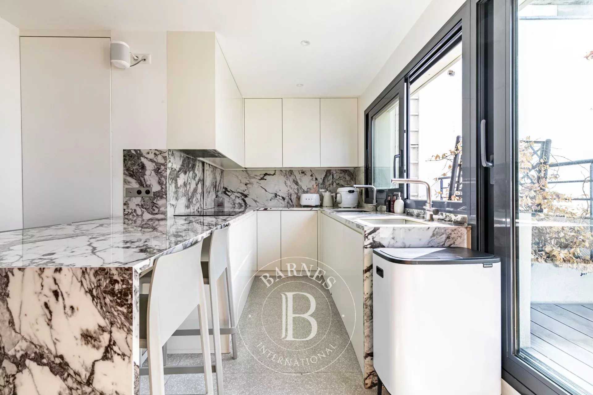 Paris  - Apartment 4 Bedrooms