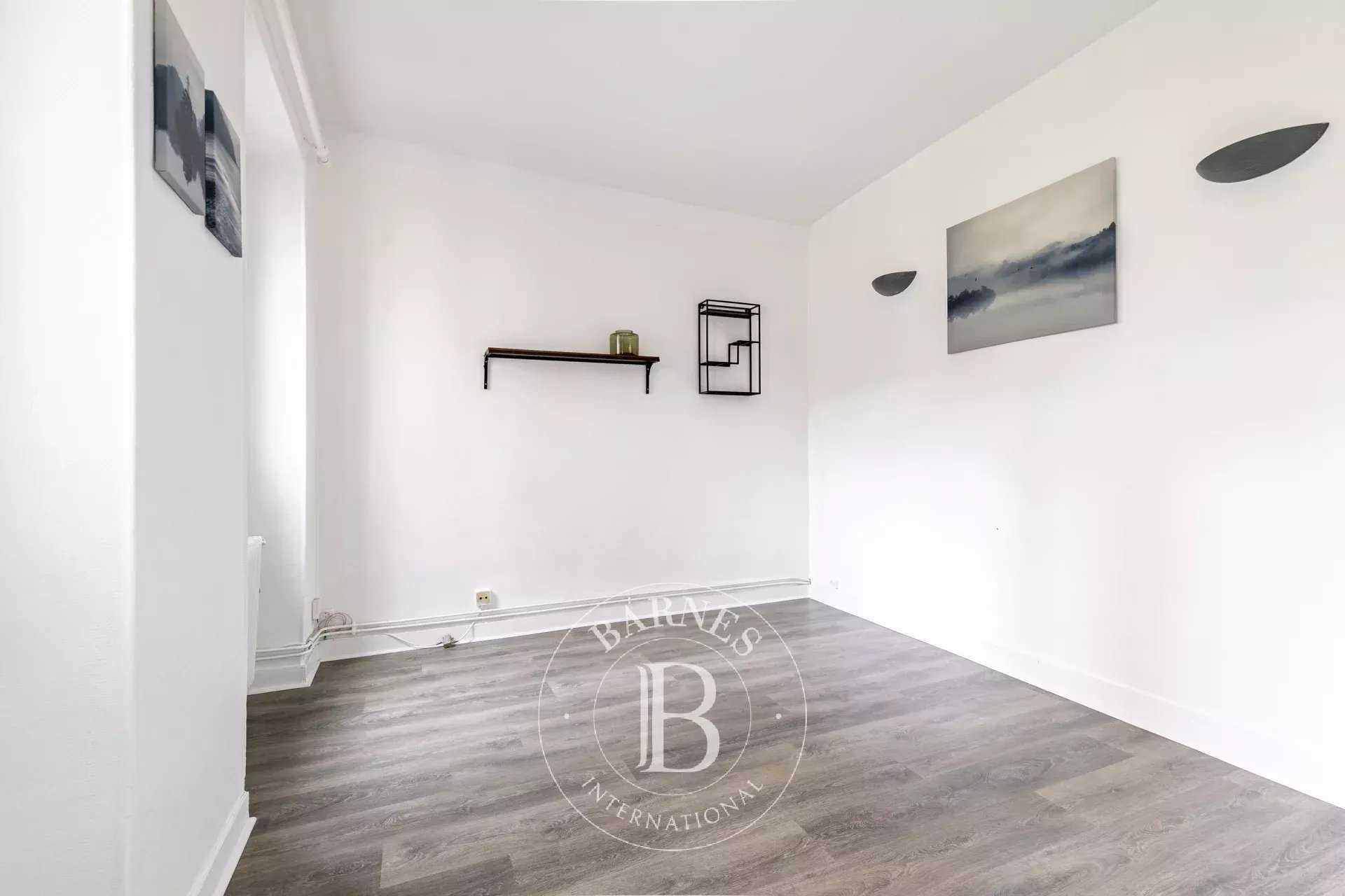 Paris  - Appartement 2 Pi&egrave;ces, 1 Chambre