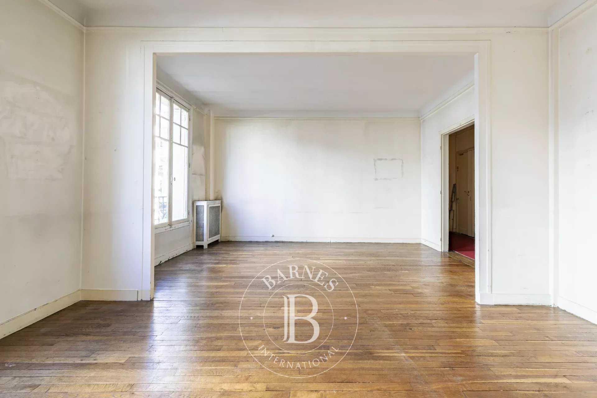 Paris  - Apartment 2 Bedrooms