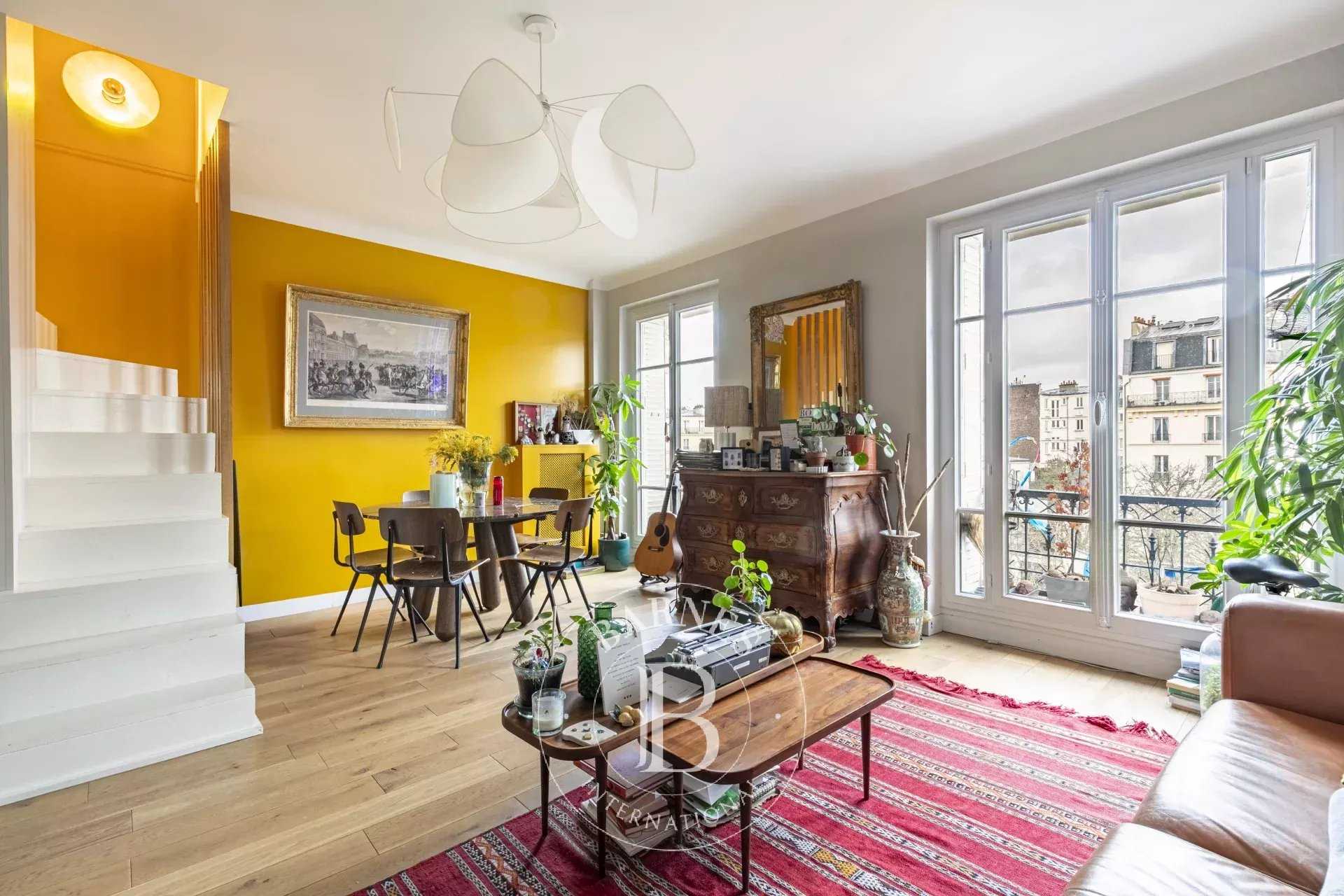 Paris  - Appartement 5 Pi&egrave;ces 4 Chambres