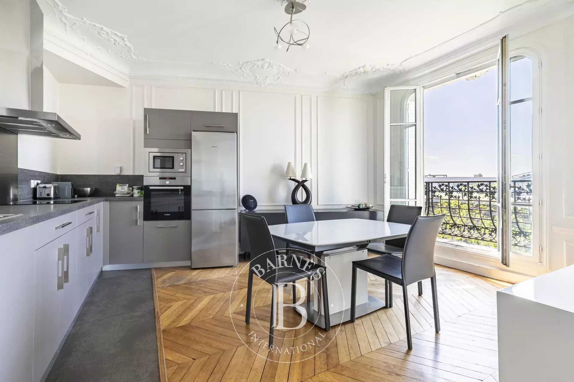 Paris  - Apartment 3 Bedrooms