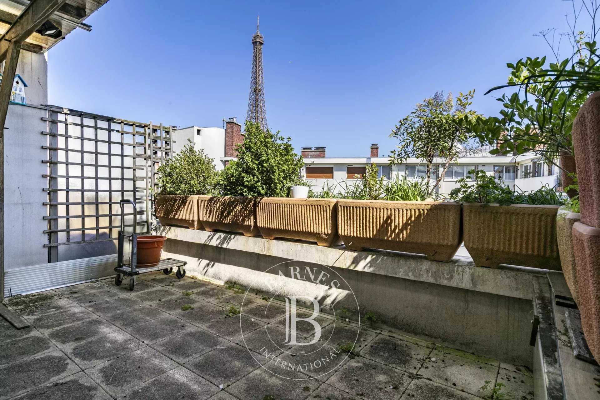 Paris  - Apartment 2 Bedrooms