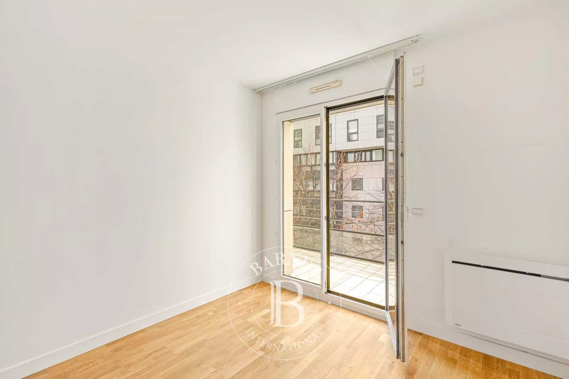 Paris  - Piso 4 Cuartos 3 Habitaciones