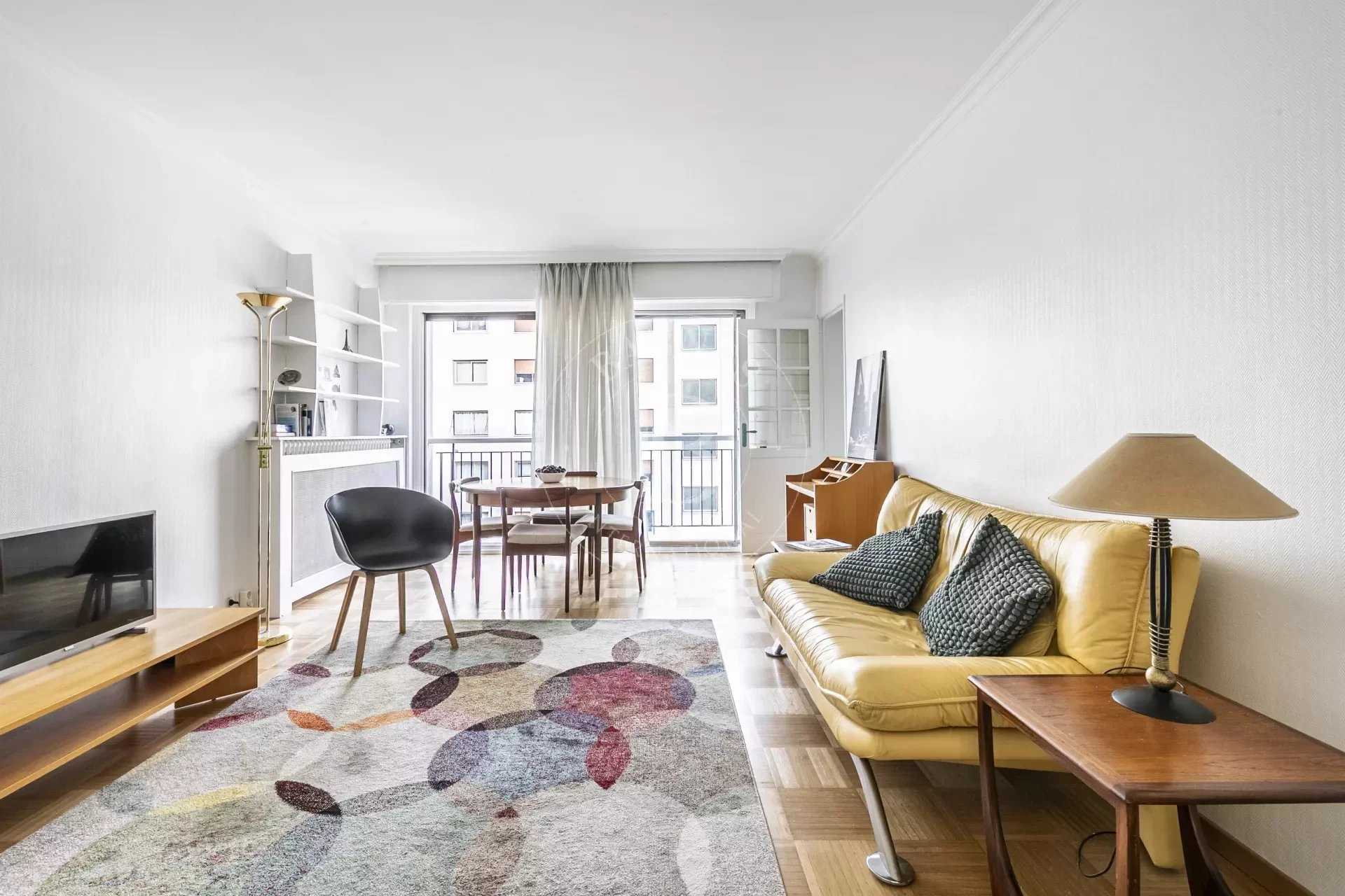 Paris  - Appartement 1 Pièce, 1 Chambre