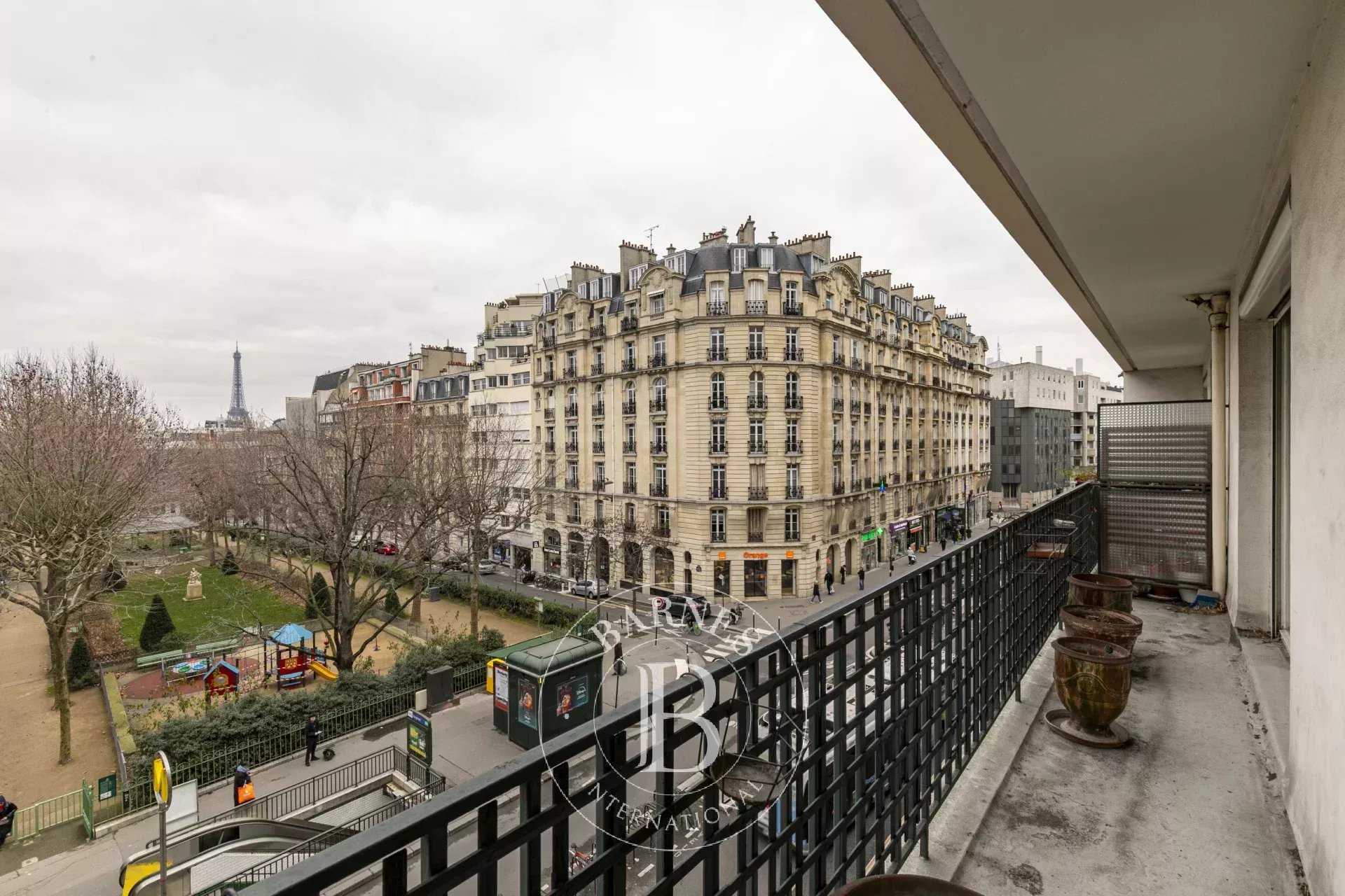 Apartment Paris 75015  -  ref 86686516 (picture 2)