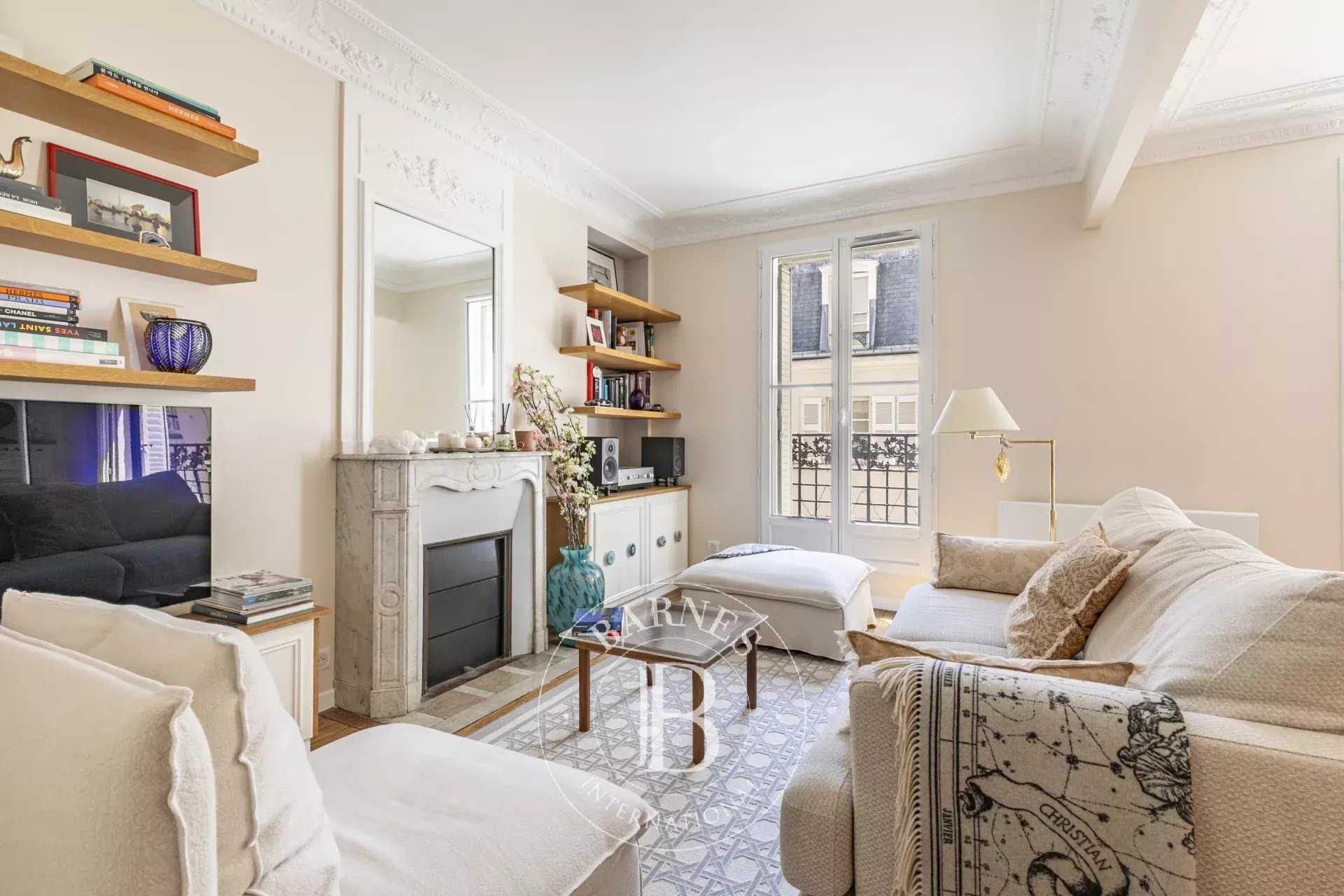 Apartment Paris 75015  -  ref 87170683 (picture 2)