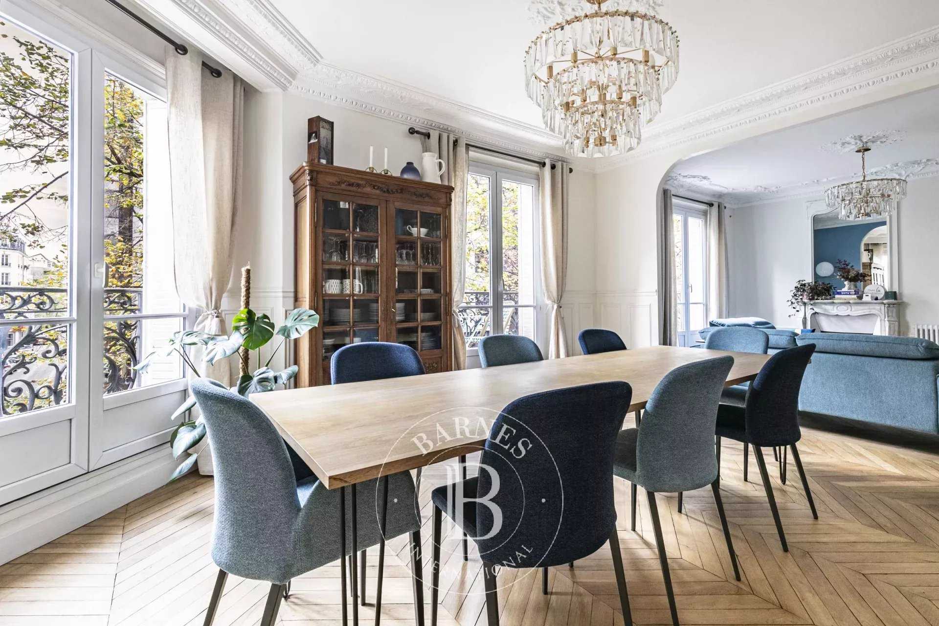 Apartment Paris 75015  -  ref 86433906 (picture 1)