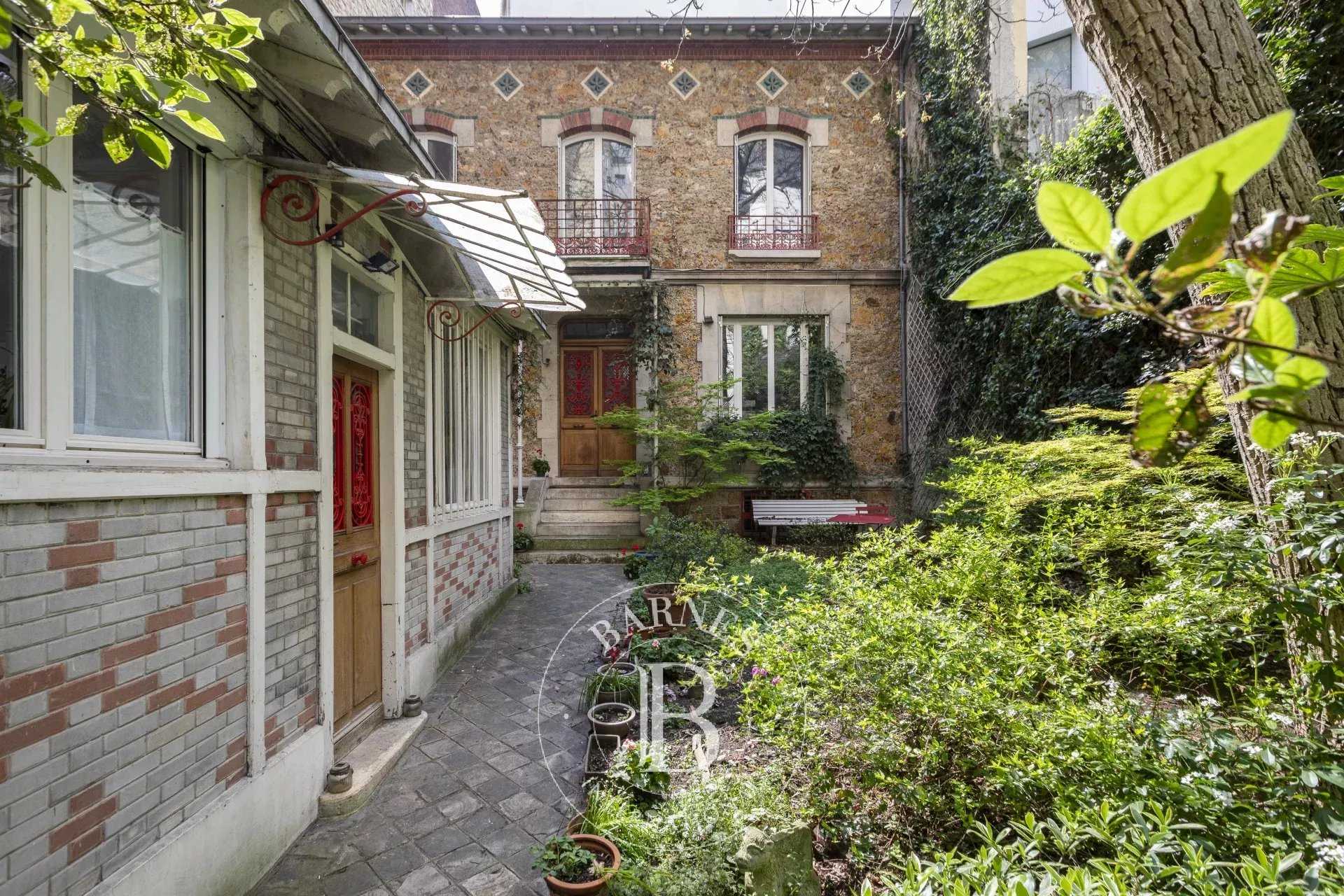 Appartement Paris 75015  -  ref 82404039 (picture 1)