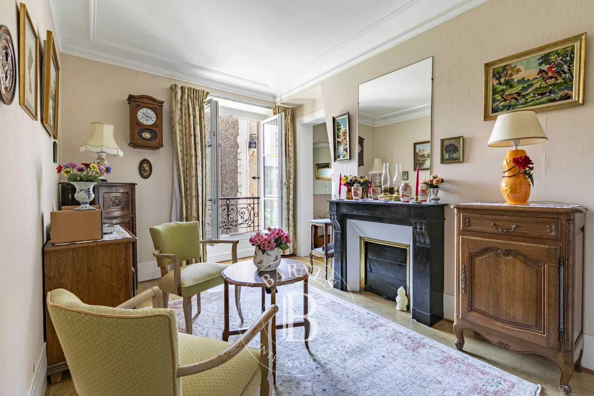Appartement Paris 75015  -  ref 85906589 (picture 2)