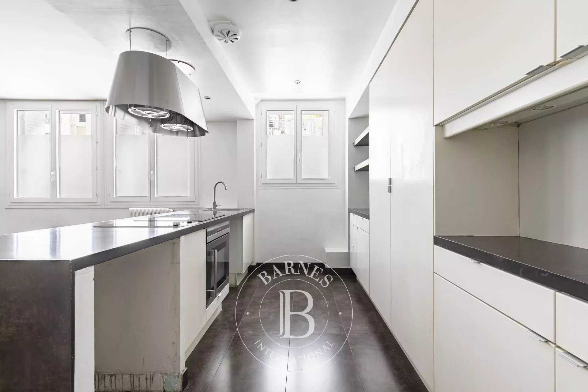 Apartment Paris 75015  -  ref 86820281 (picture 2)