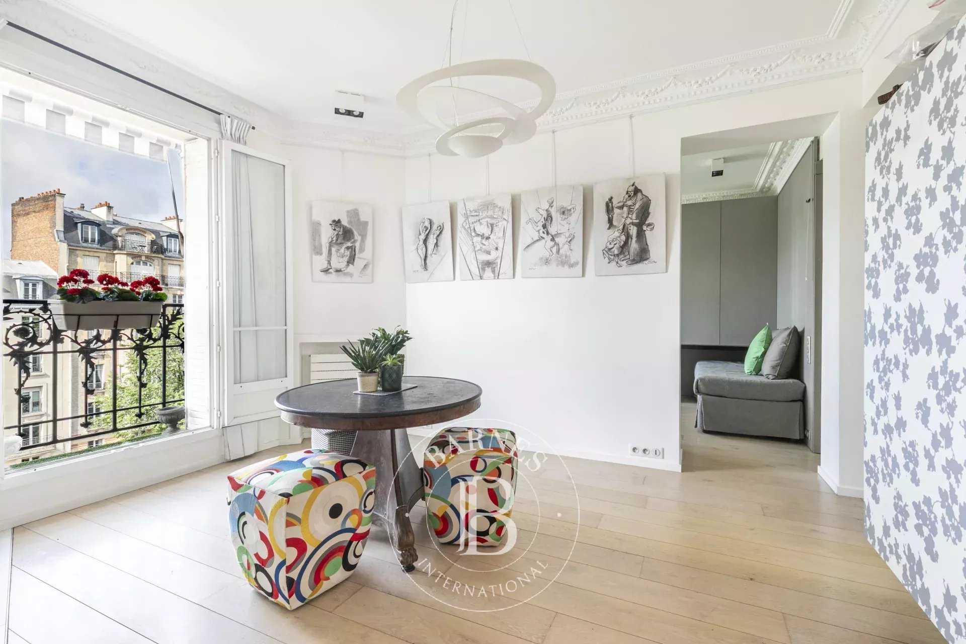 Appartement Paris 75015  -  ref 85982497 (picture 1)