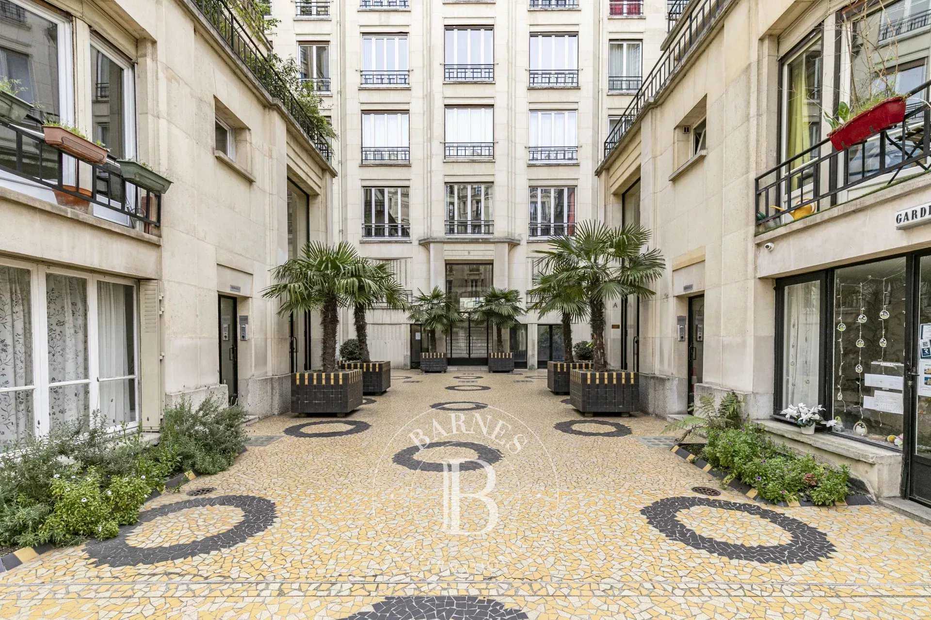 Appartement Paris 75015  -  ref 85785962 (picture 2)