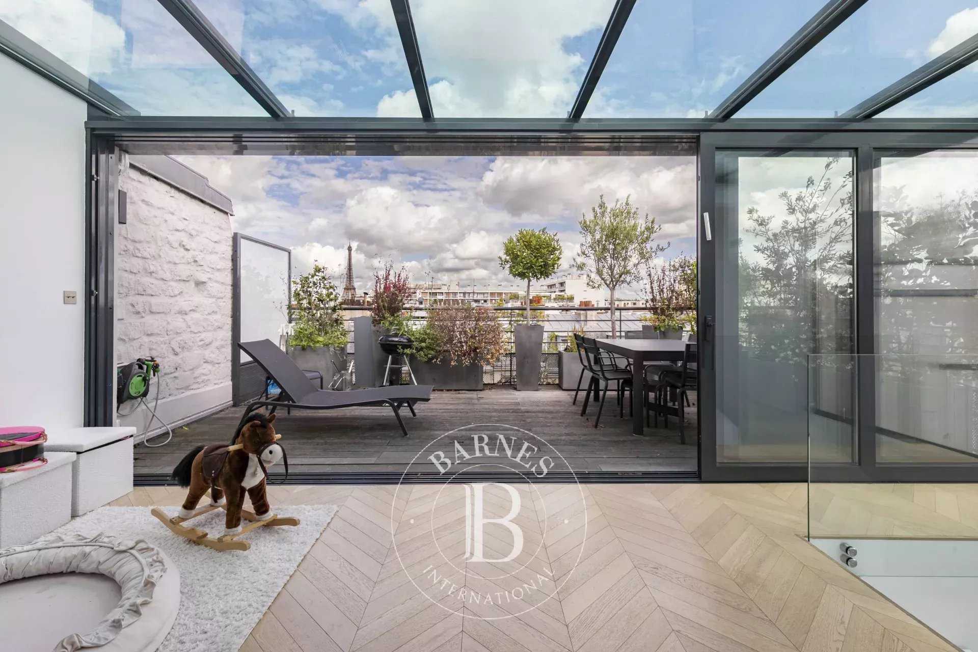 Apartment Paris 75015  -  ref 86206762 (picture 1)