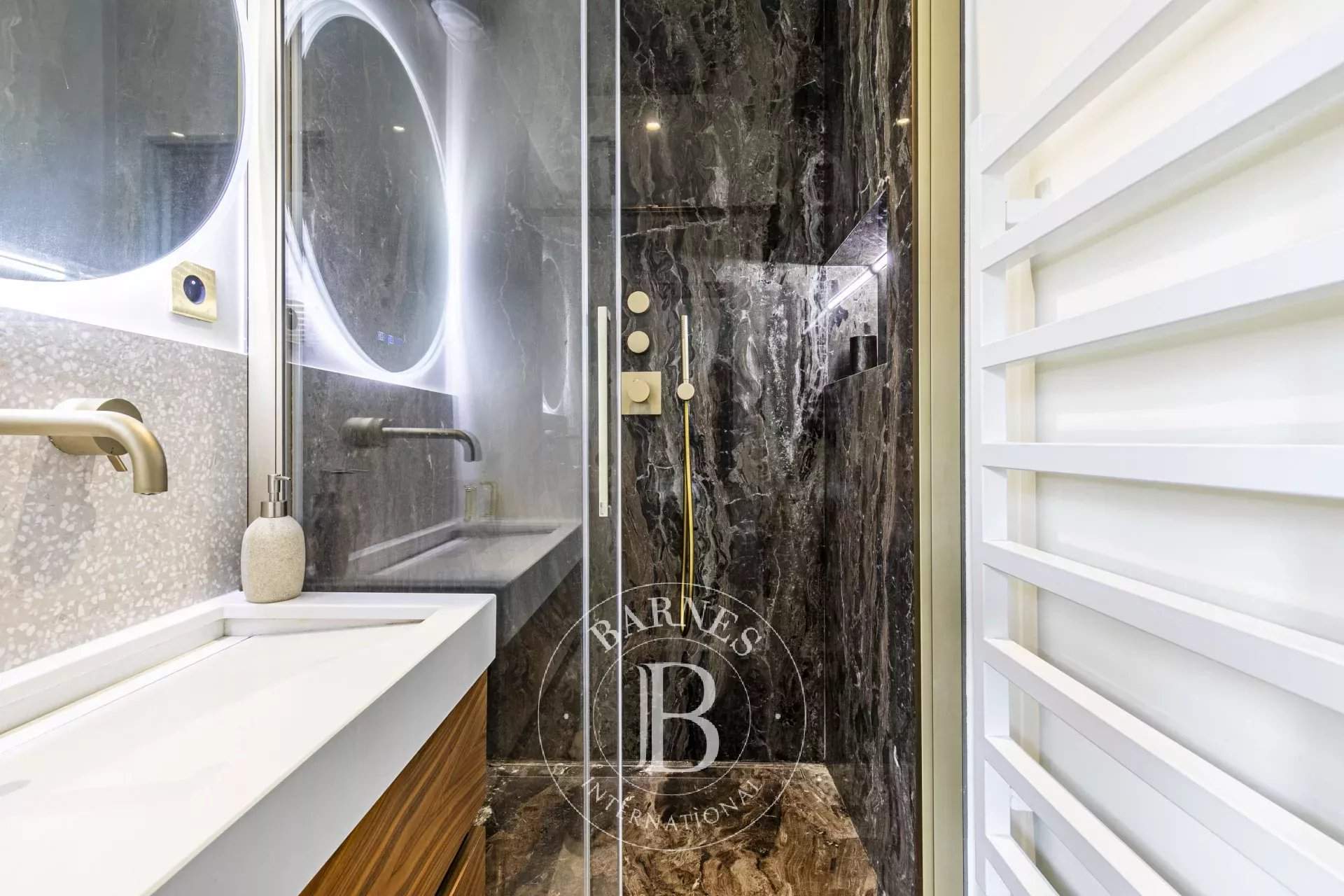 Paris  - Apartment 4 Bedrooms - picture 10