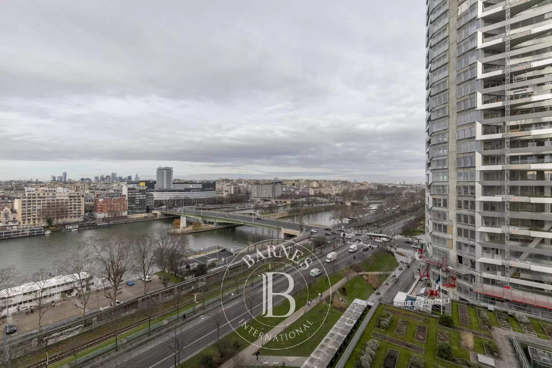 Paris  - Apartment 3 Bedrooms - picture 13