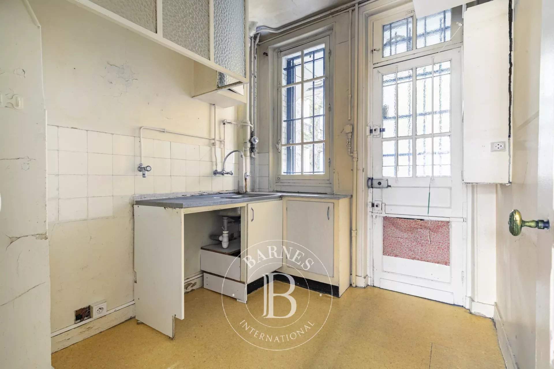 Paris  - Apartment 2 Bedrooms - picture 9