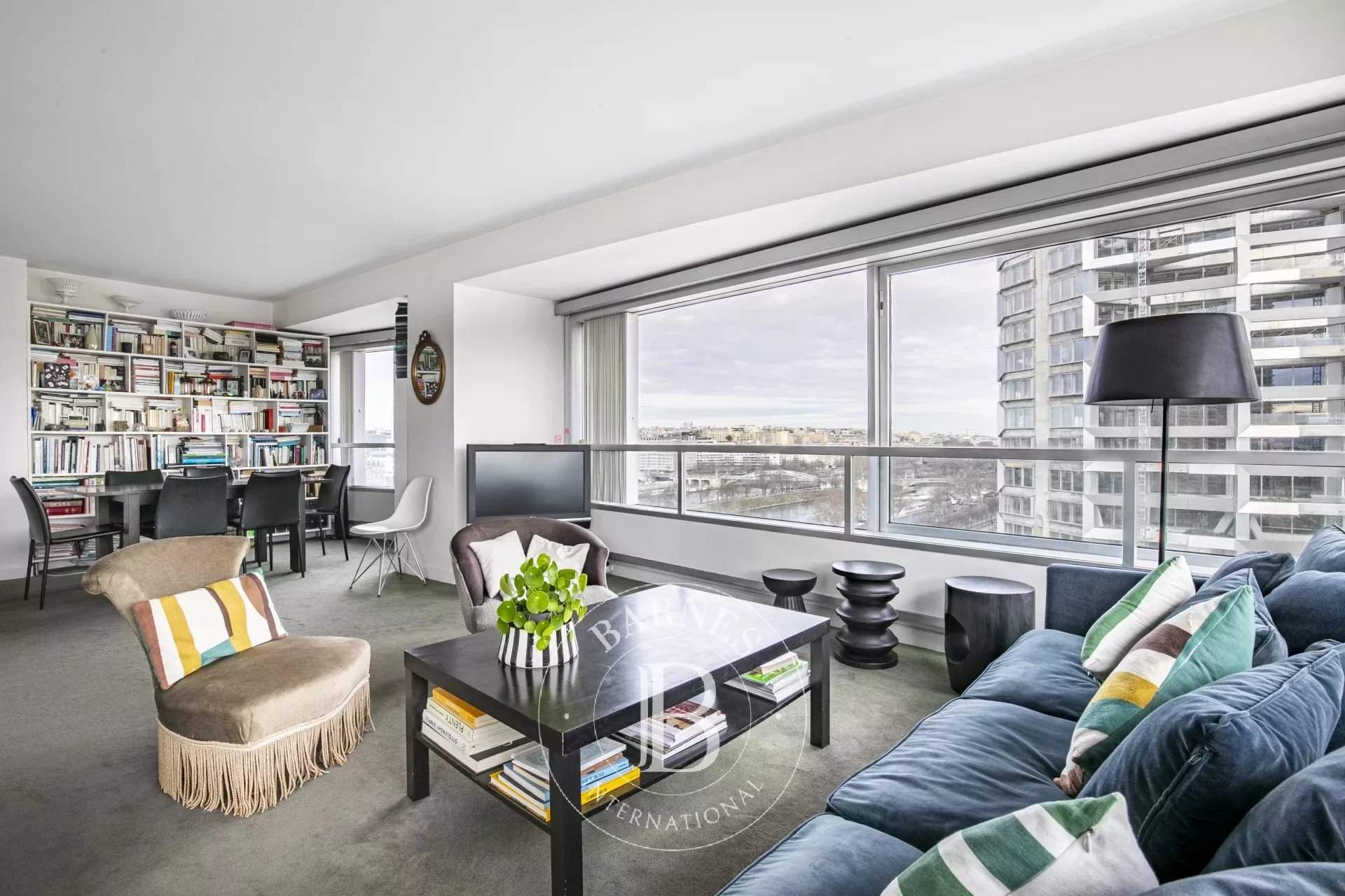 Paris  - Apartment 3 Bedrooms - picture 1