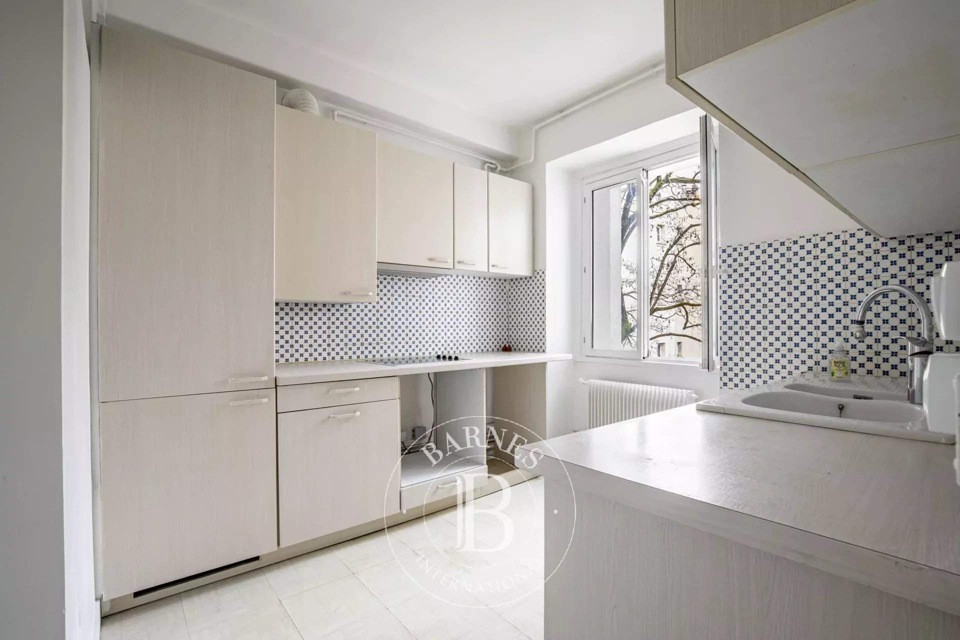 Paris  - Appartement 4 Pi&egrave;ces 3 Chambres - picture 13