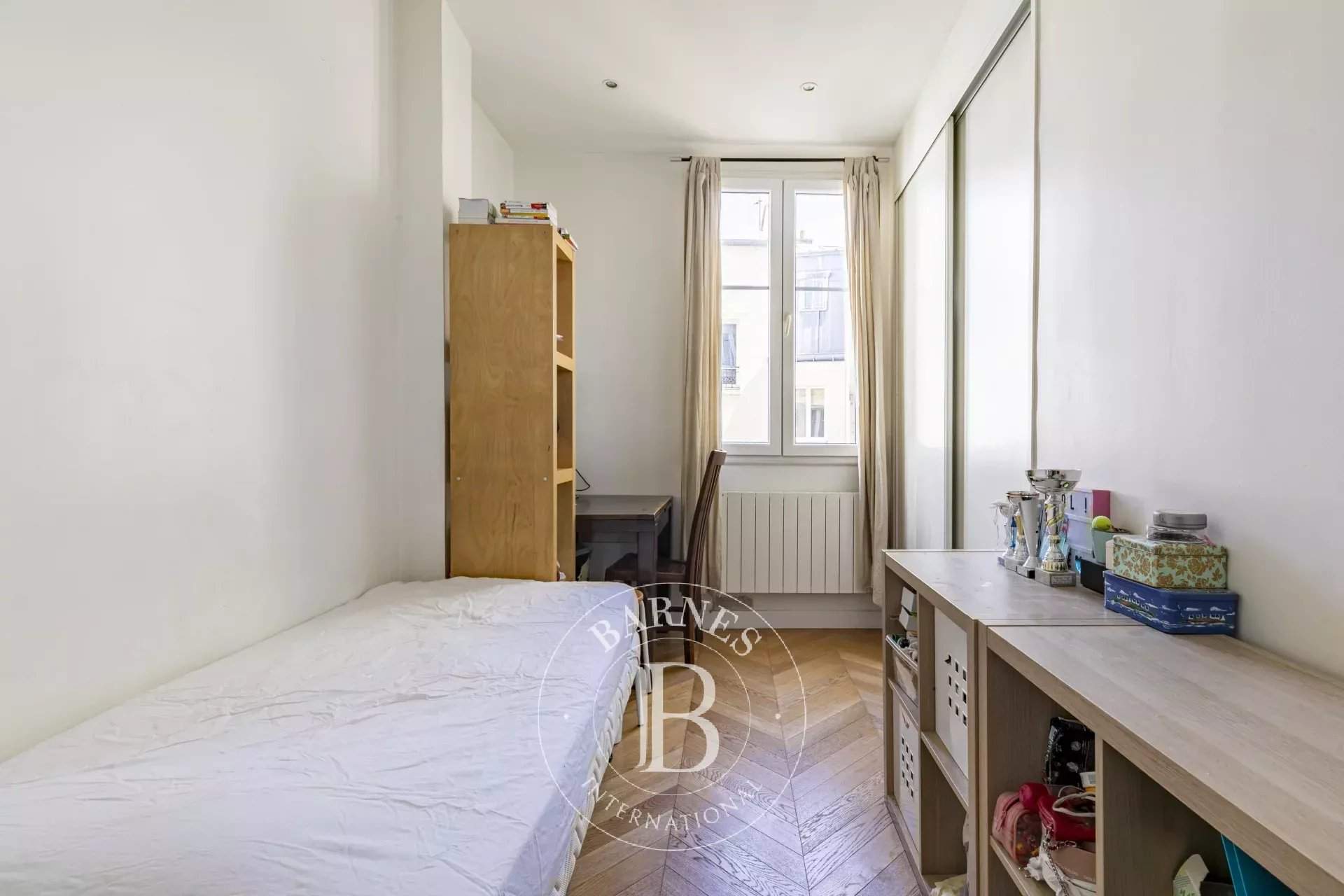 Paris  - Apartment 3 Bedrooms - picture 8